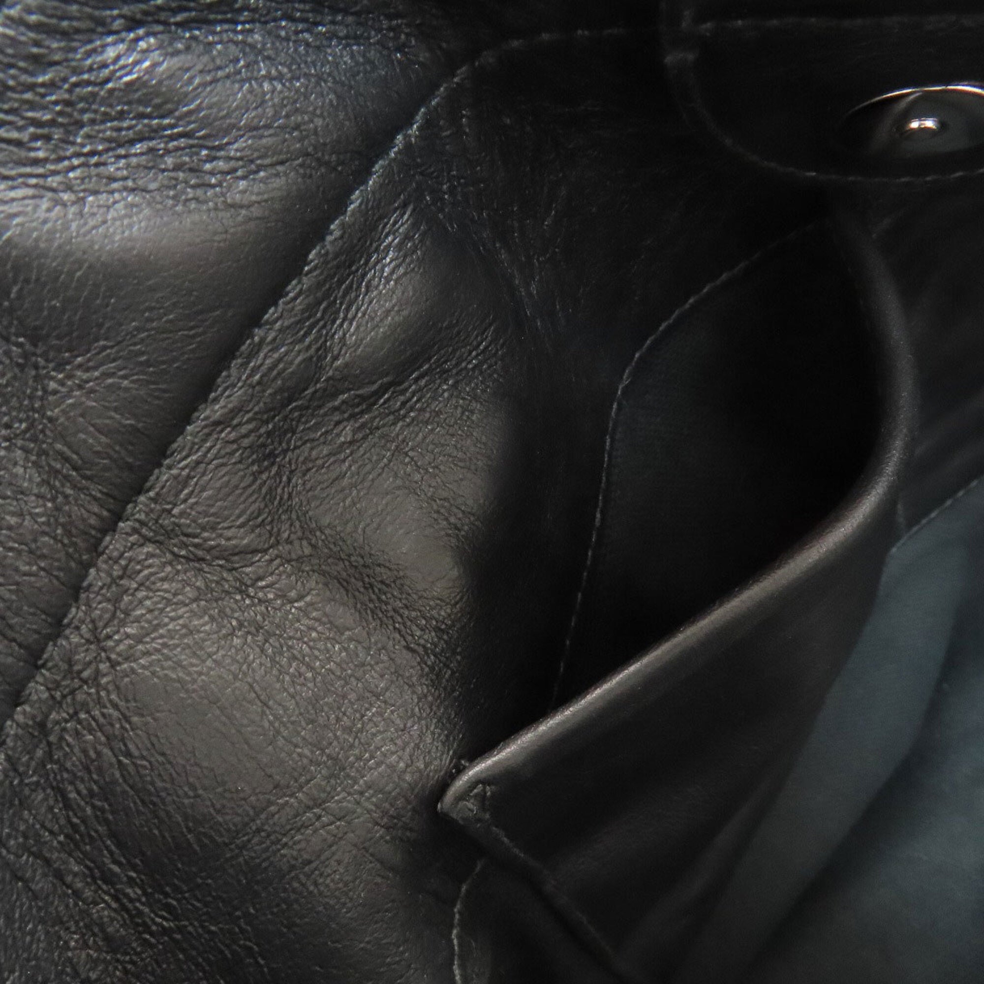 Miu Miu Black Leather Tote Bag (Pre-Owned)