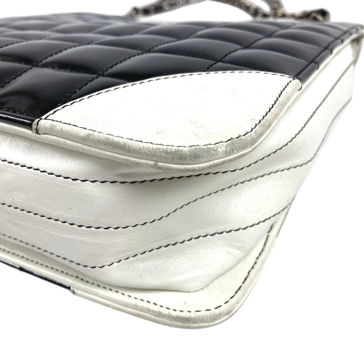 Chanel Chocolate Bar Black White Leather Shoulder Bag Tote Bag (Pre-Owned)
