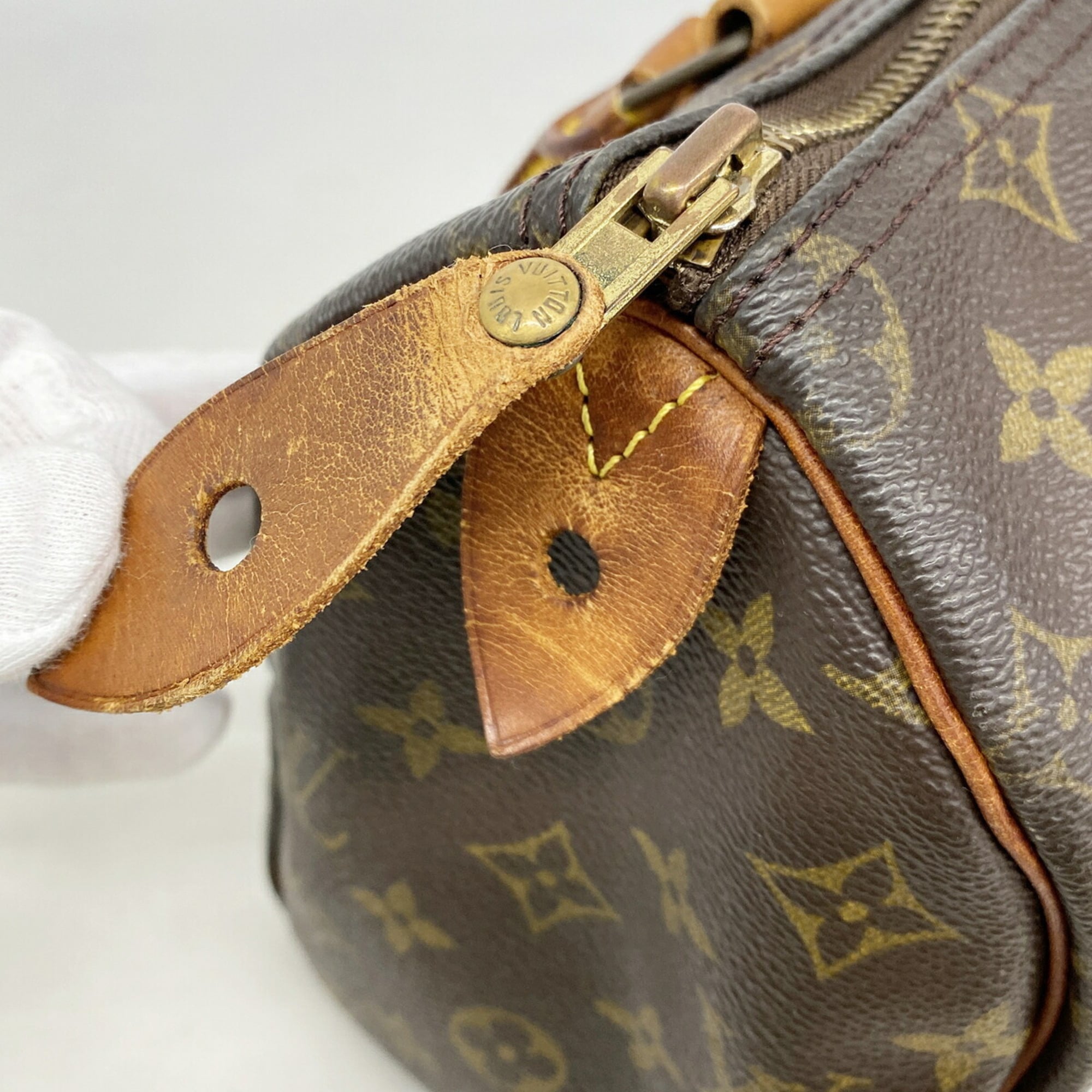 Louis Vuitton Brown Handbag (Pre-Owned)