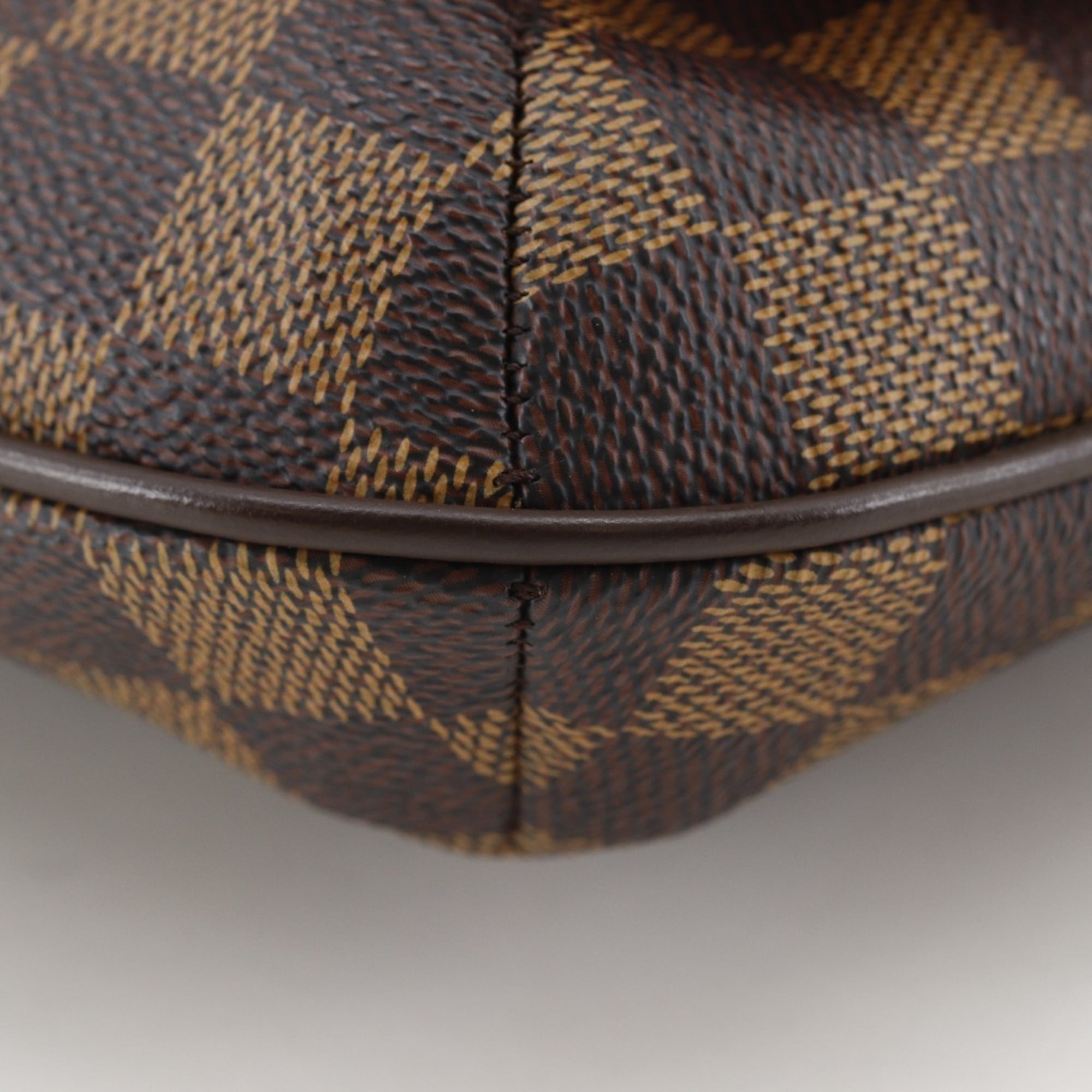 Louis Vuitton Brown Damier Canvas Shoulder Bag (Pre-Owned)