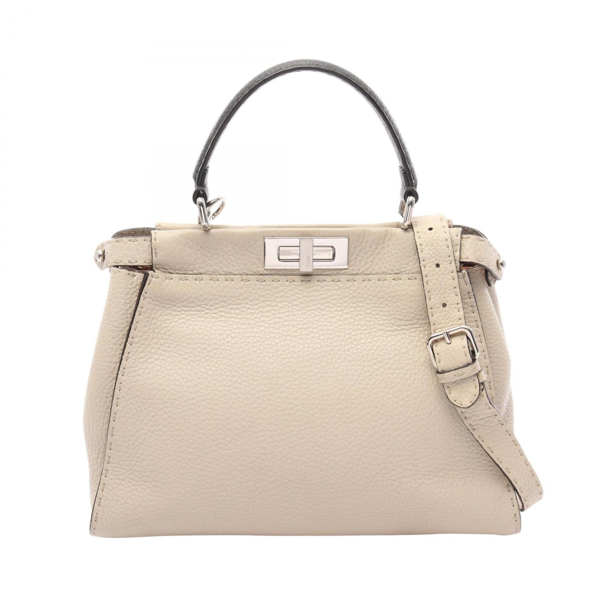 Fendi Gray Ivory Leather Handbag (Pre-Owned)