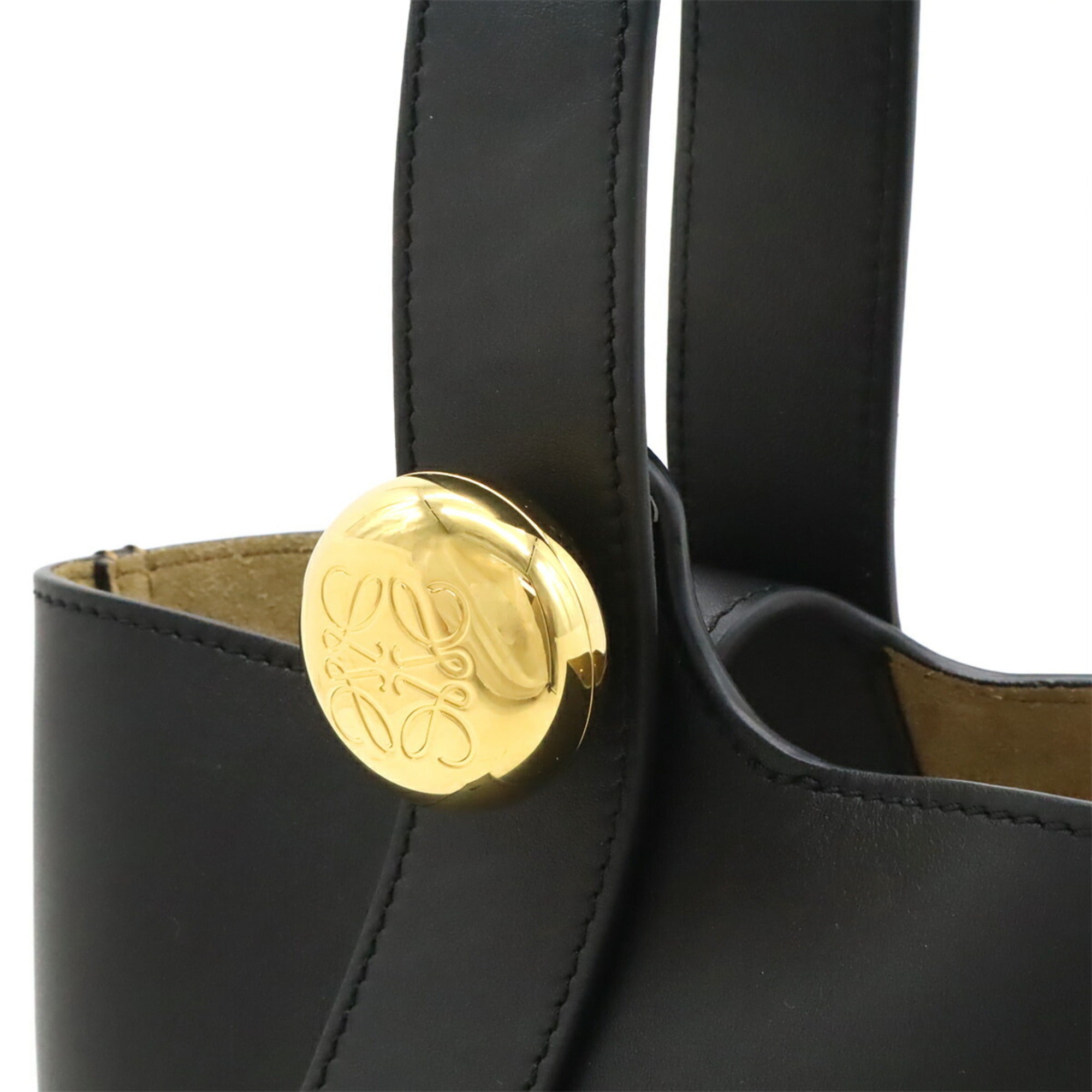 Loewe Black Leather Handbag (Pre-Owned)