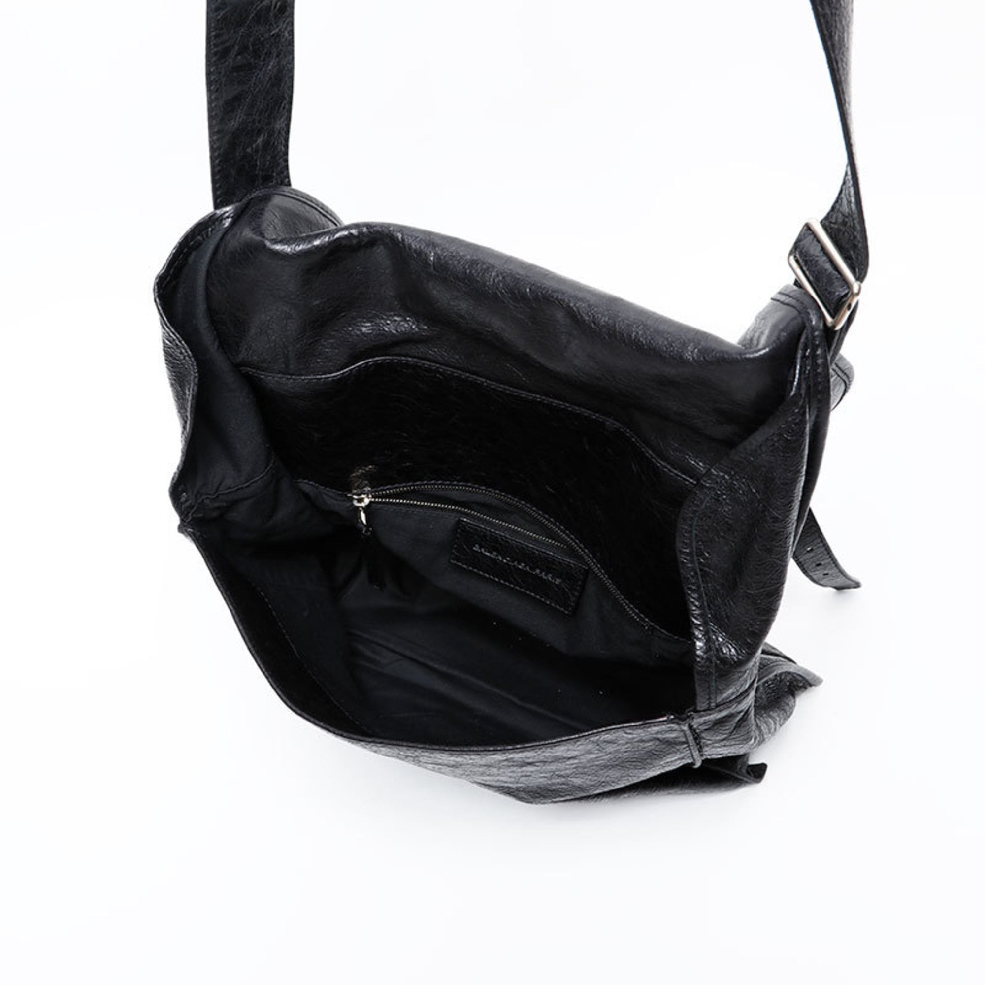Balenciaga Black Leather Shoulder Bag (Pre-Owned)