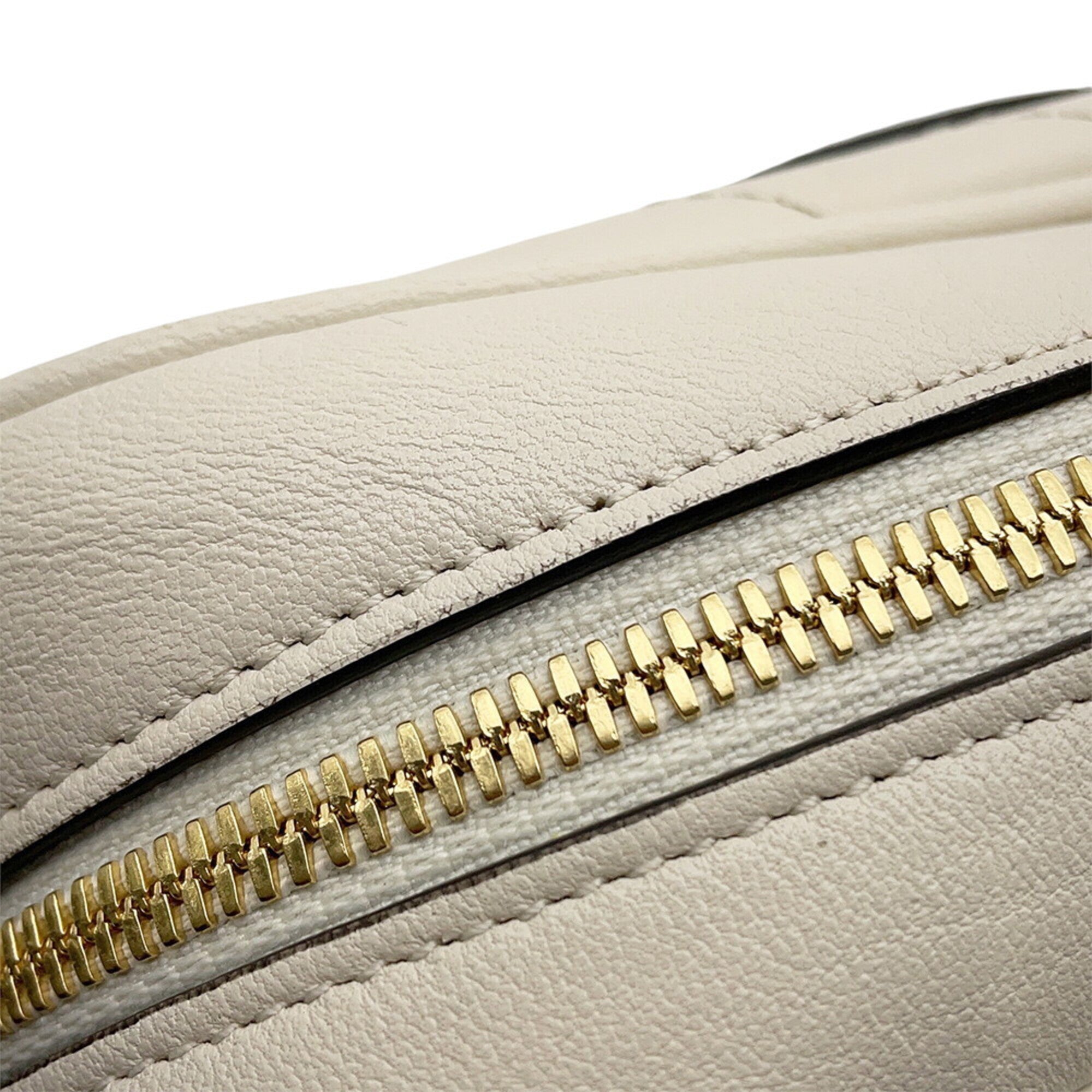 Gucci Ivory Leather Handbag Shoulder Bag (Pre-Owned)