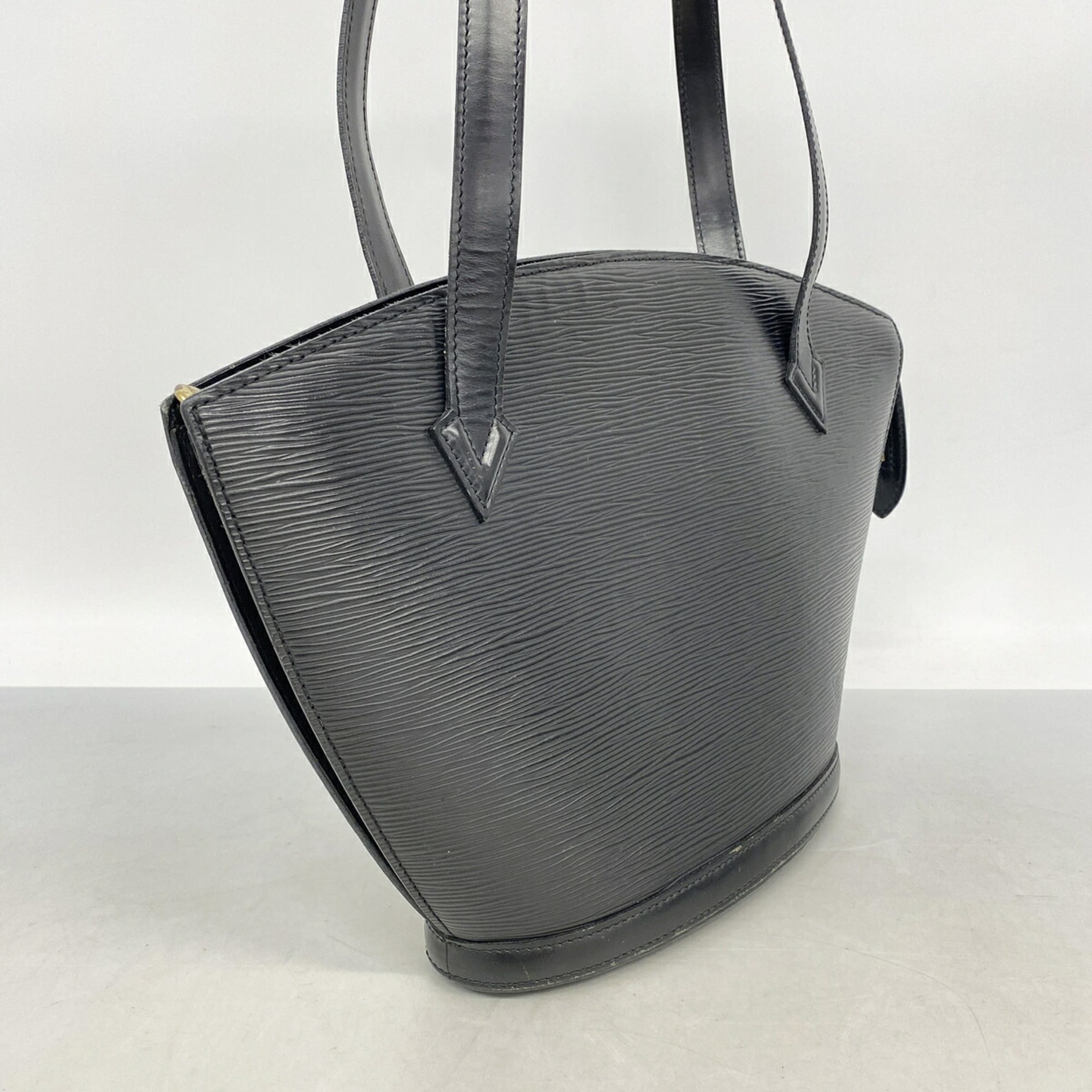 Louis Vuitton Noir Shoulder Bag (Pre-Owned)