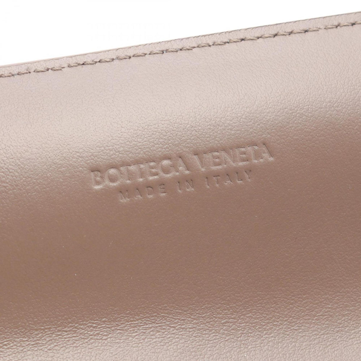 Bottega Veneta Gray Leather Shoulder Bag (Pre-Owned)