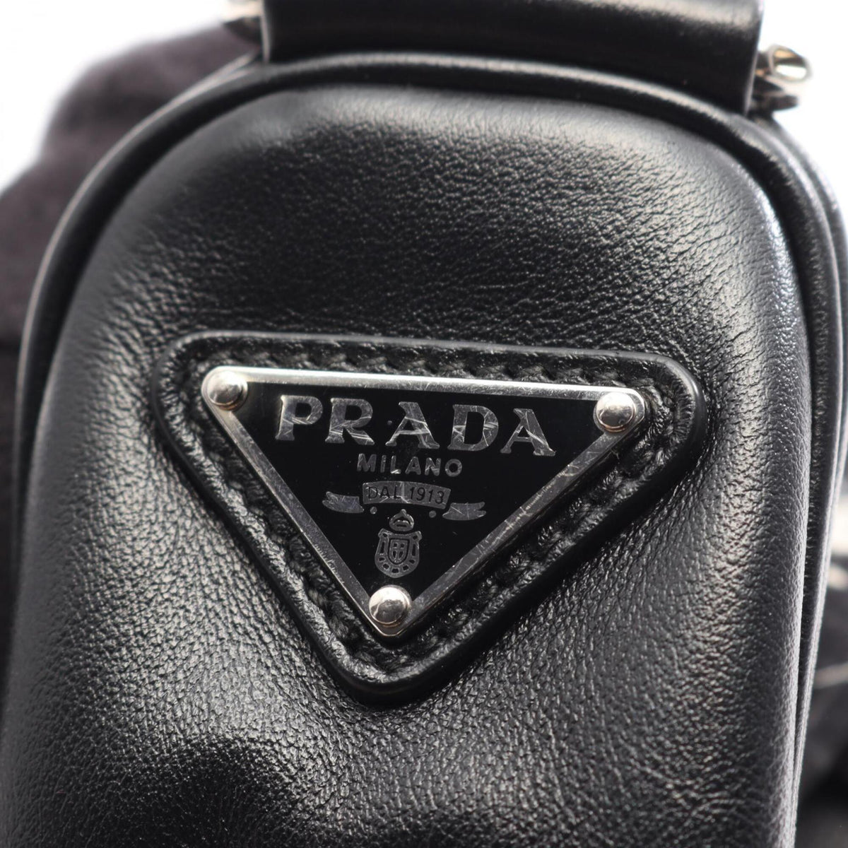 Prada Black Leather Handbag Shoulder Bag (Pre-Owned)
