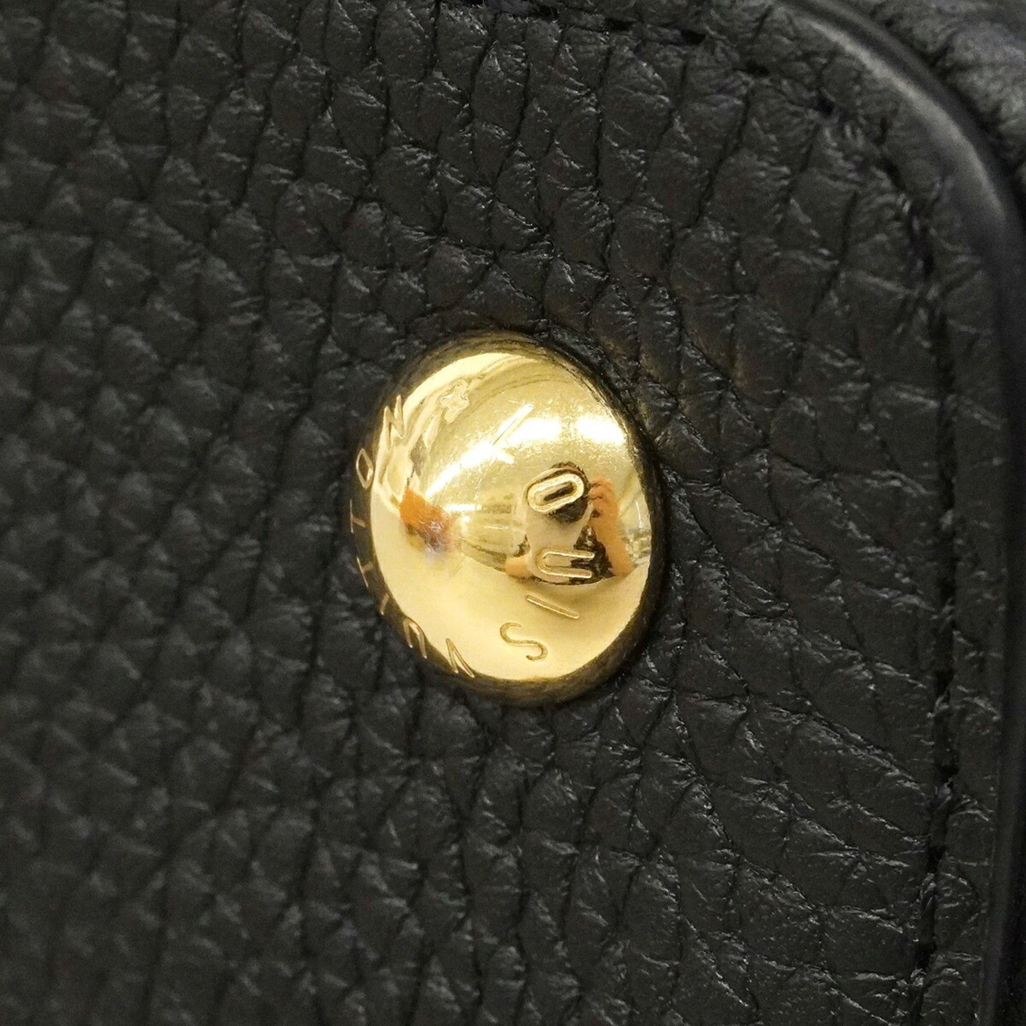 Louis Vuitton Beige Black Handbag (Pre-Owned)