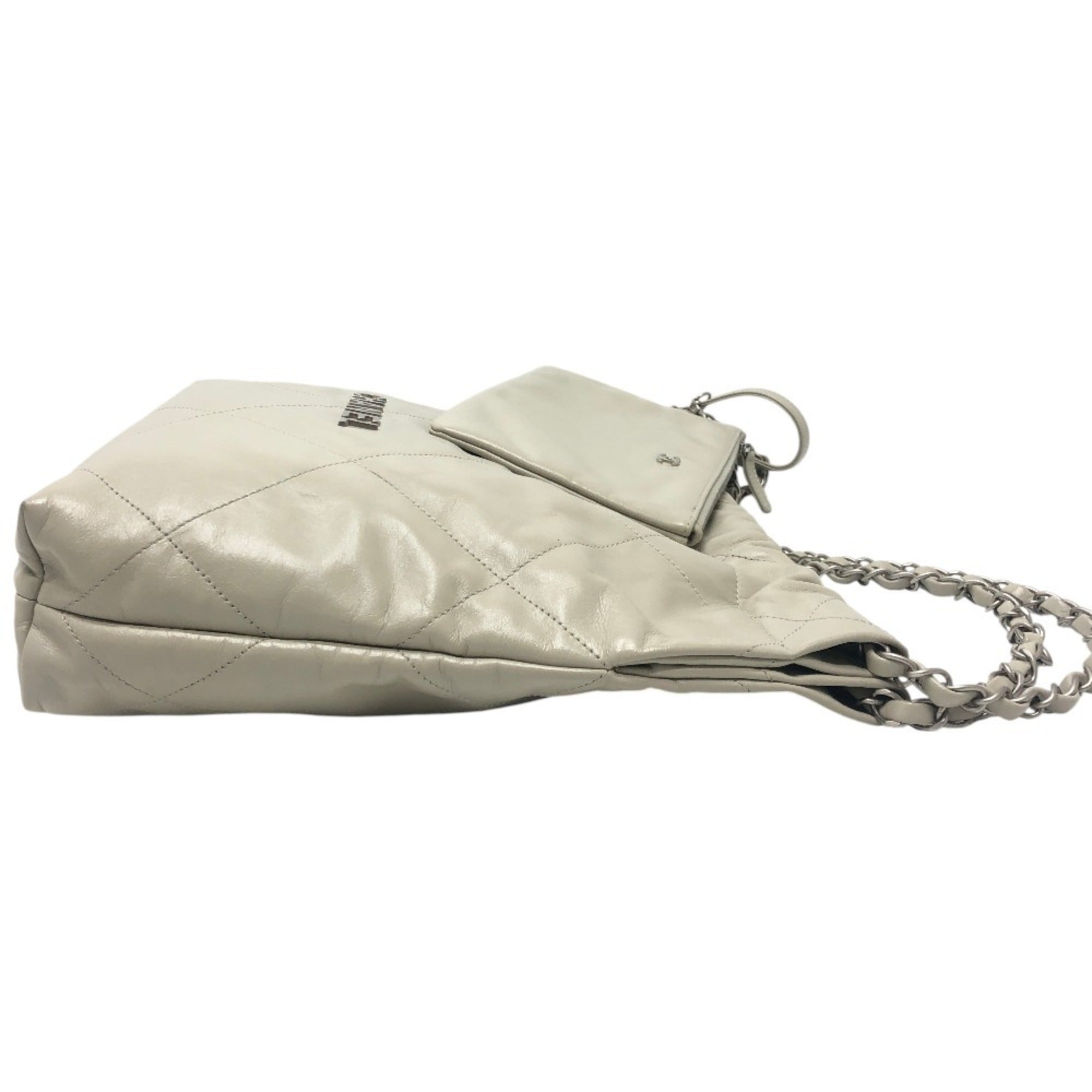 Chanel Gray Leather Shoulder Bag (Pre-Owned)