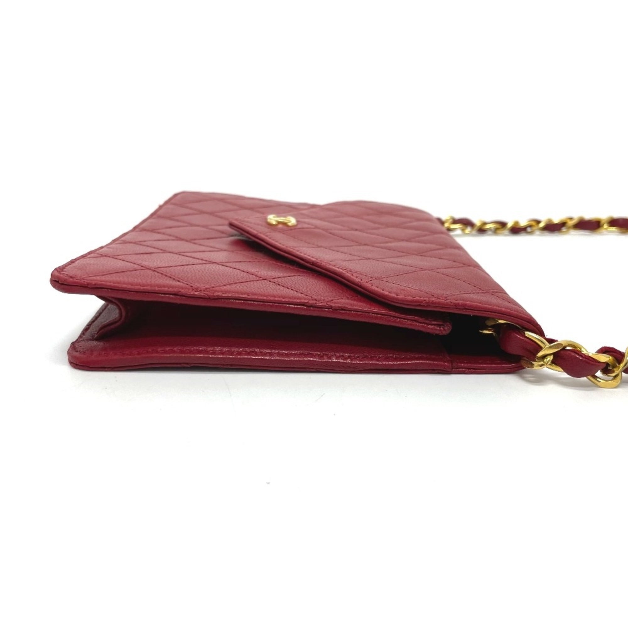 Chanel Red Leather Shoulder Bag (Pre-Owned)