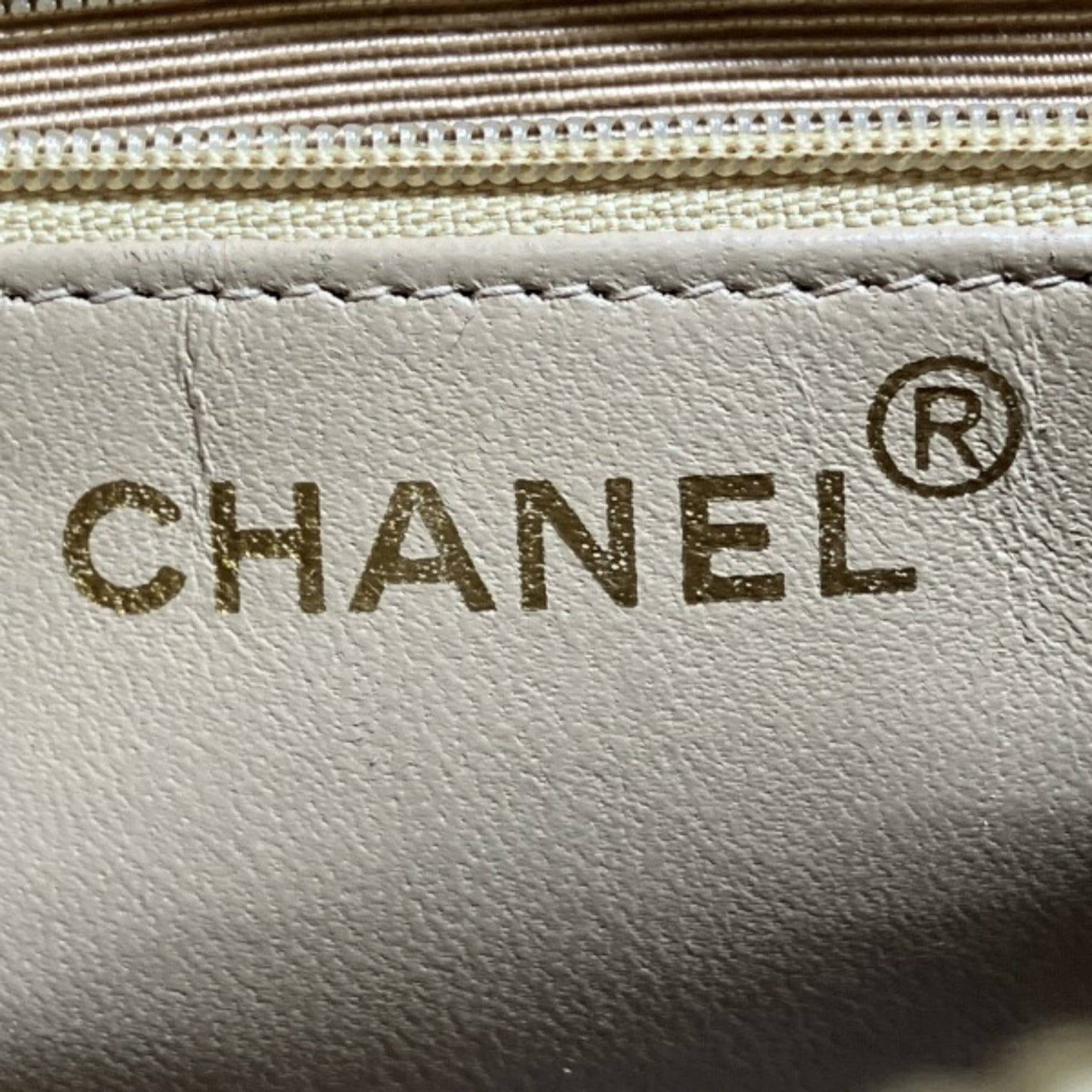 Chanel Cream Leather Shoulder Bag Tote Bag (Pre-Owned)