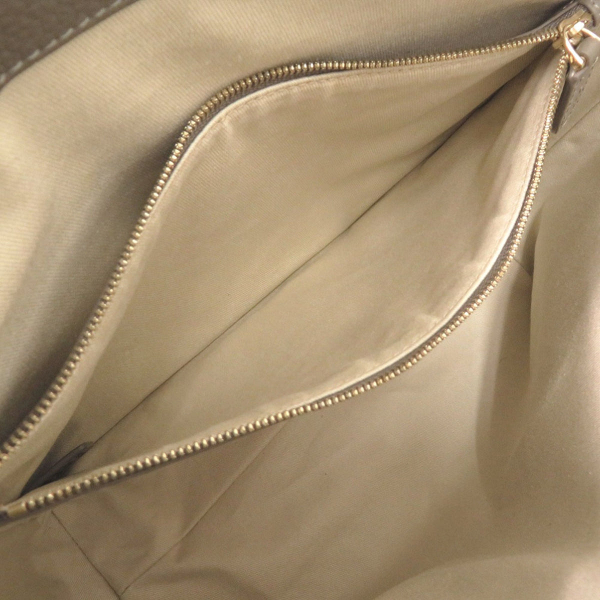 Bally Grayish Leather Tote Bag (Pre-Owned)