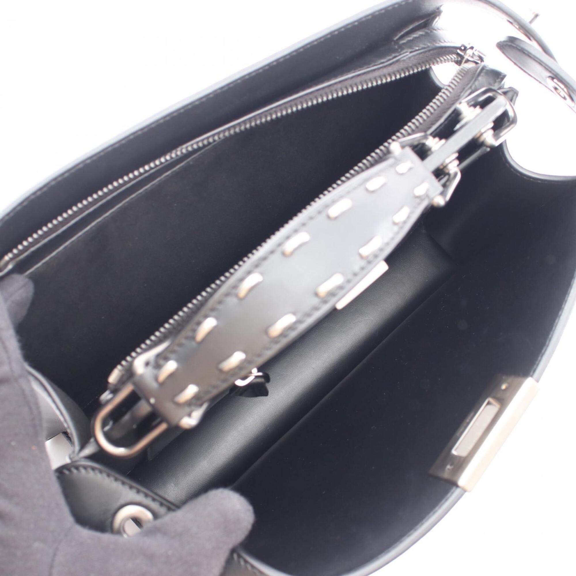 Fendi Black Leather Handbag (Pre-Owned)