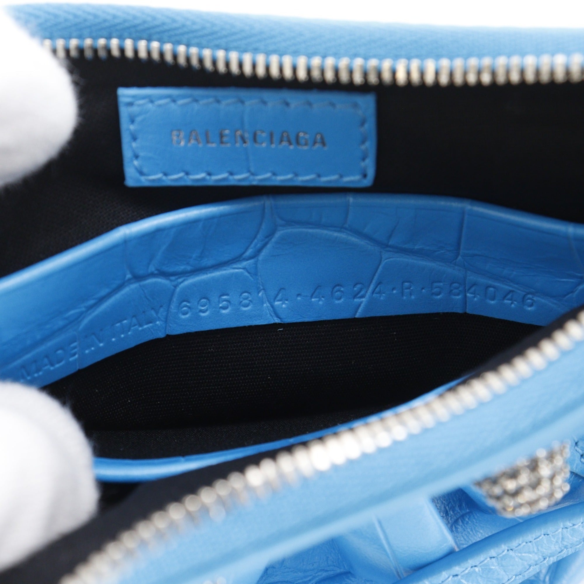 Balenciaga Light Blue Leather Shoulder Bag (Pre-Owned)