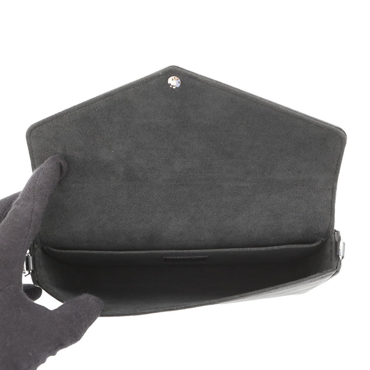 Louis Vuitton Black Noir Epi Leather Handbag Pochette (Pre-Owned)