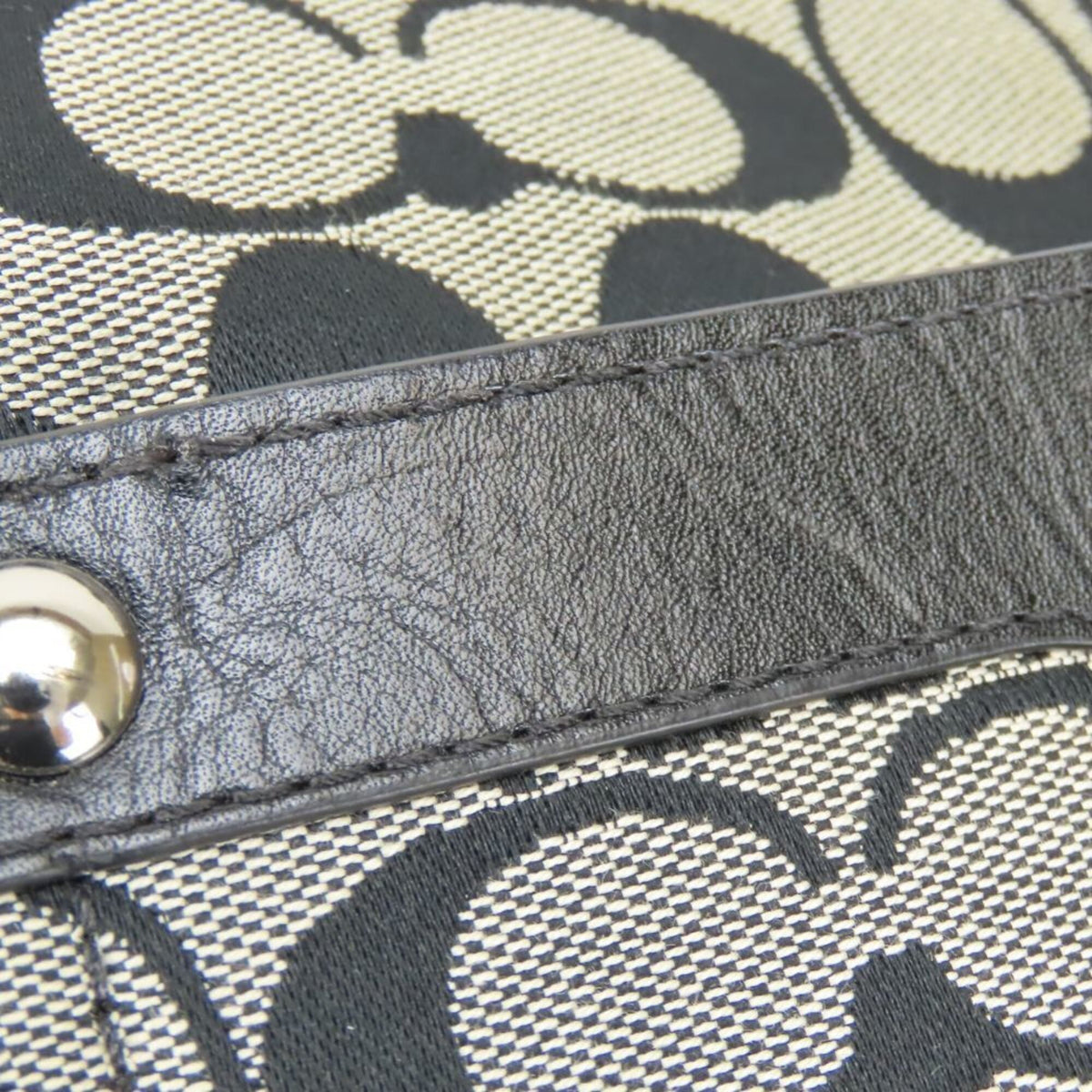 Coach Black Gray Signature Line Shoulder Bag (Pre-Owned)