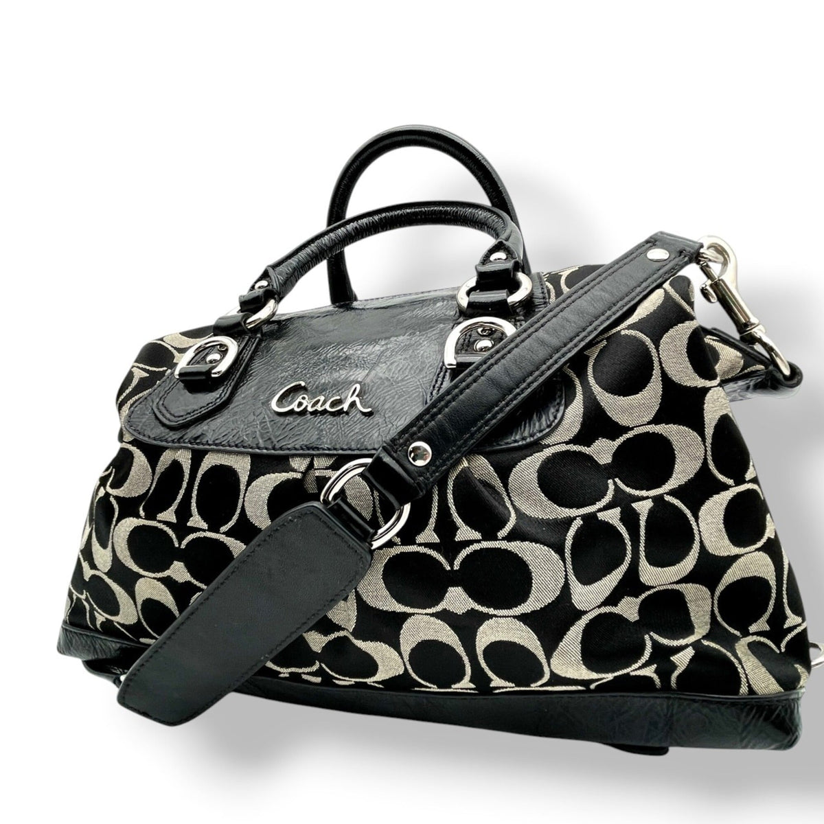 Coach Black Canvas Patent Leather Handbag Shoulder Bag (Pre-Owned)