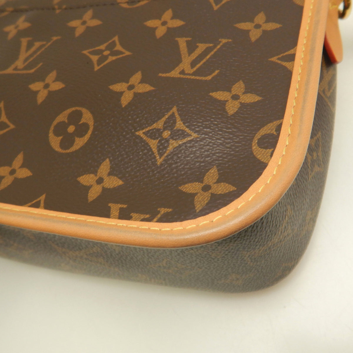 Louis Vuitton Brown Monogram Canvas Shoulder Bag (Pre-Owned)