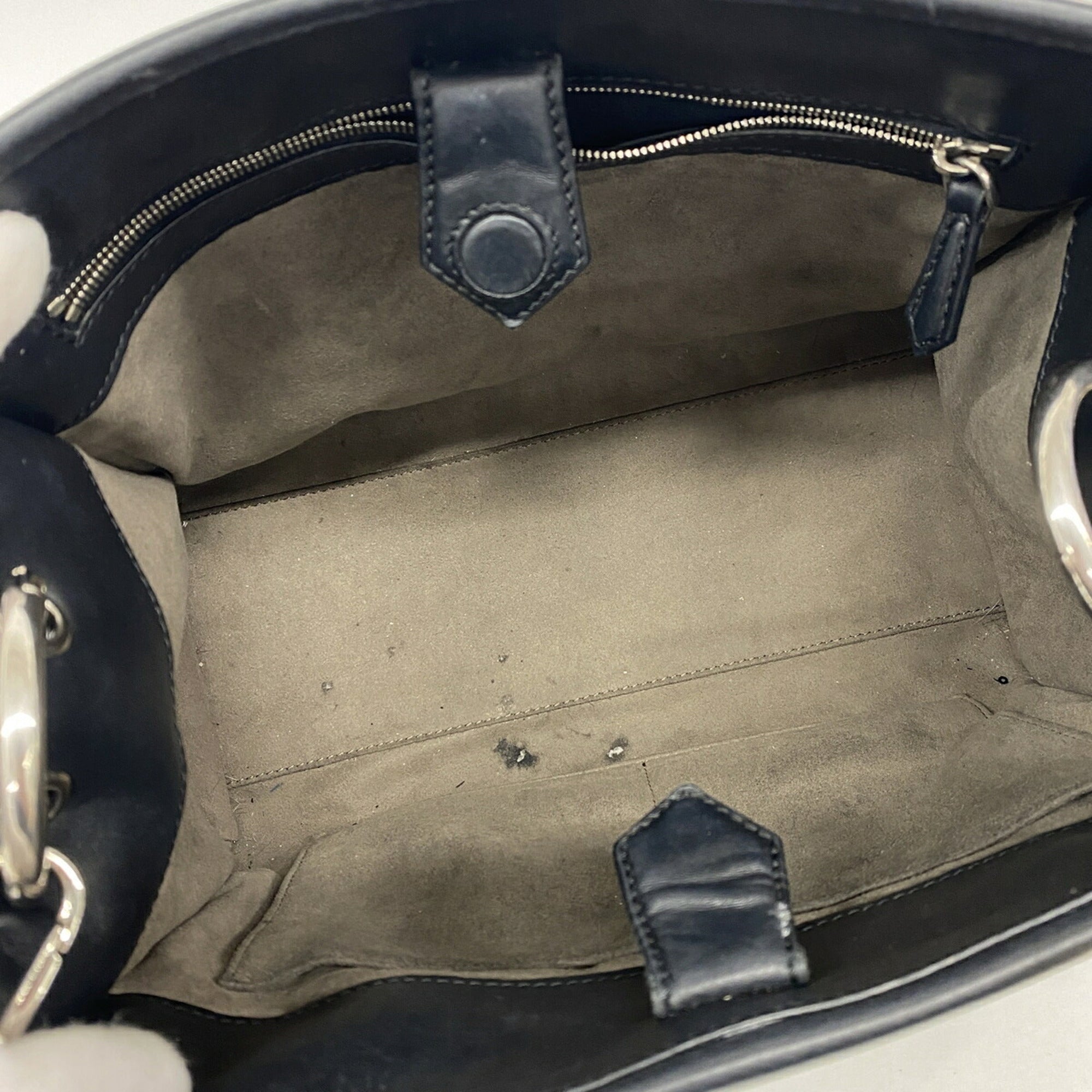 Fendi Black Leather Handbag (Pre-Owned)
