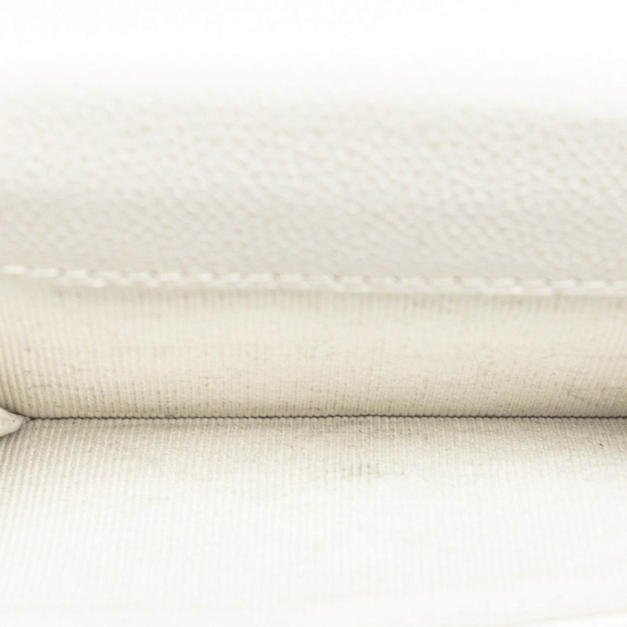 Chanel Matelasse White Grained Calfskin Wallet (Tri-Fold) (Pre-Owned)