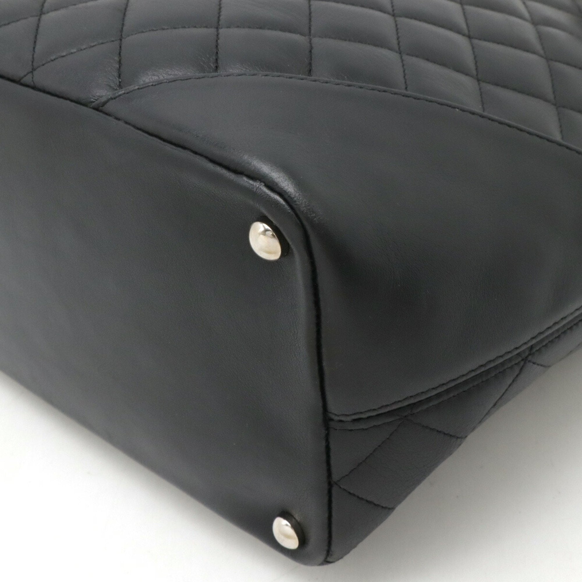 Chanel Black White Shoulder Bag Tote Bag (Pre-Owned)