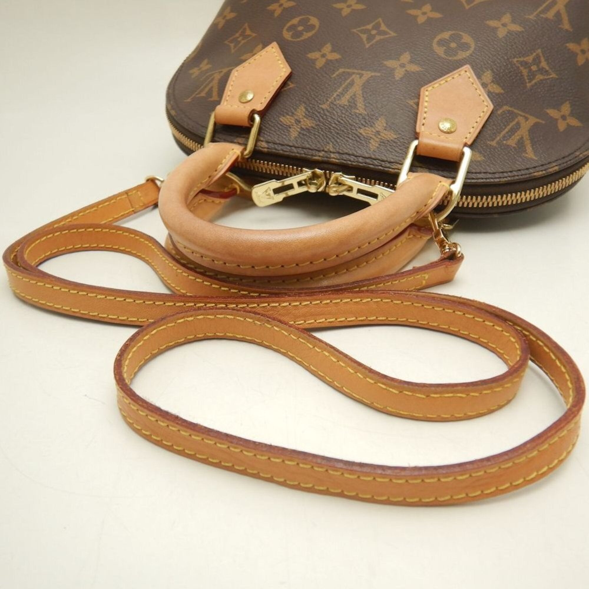 Louis Vuitton Monogram Brown Monogram Handbag (Pre-Owned)