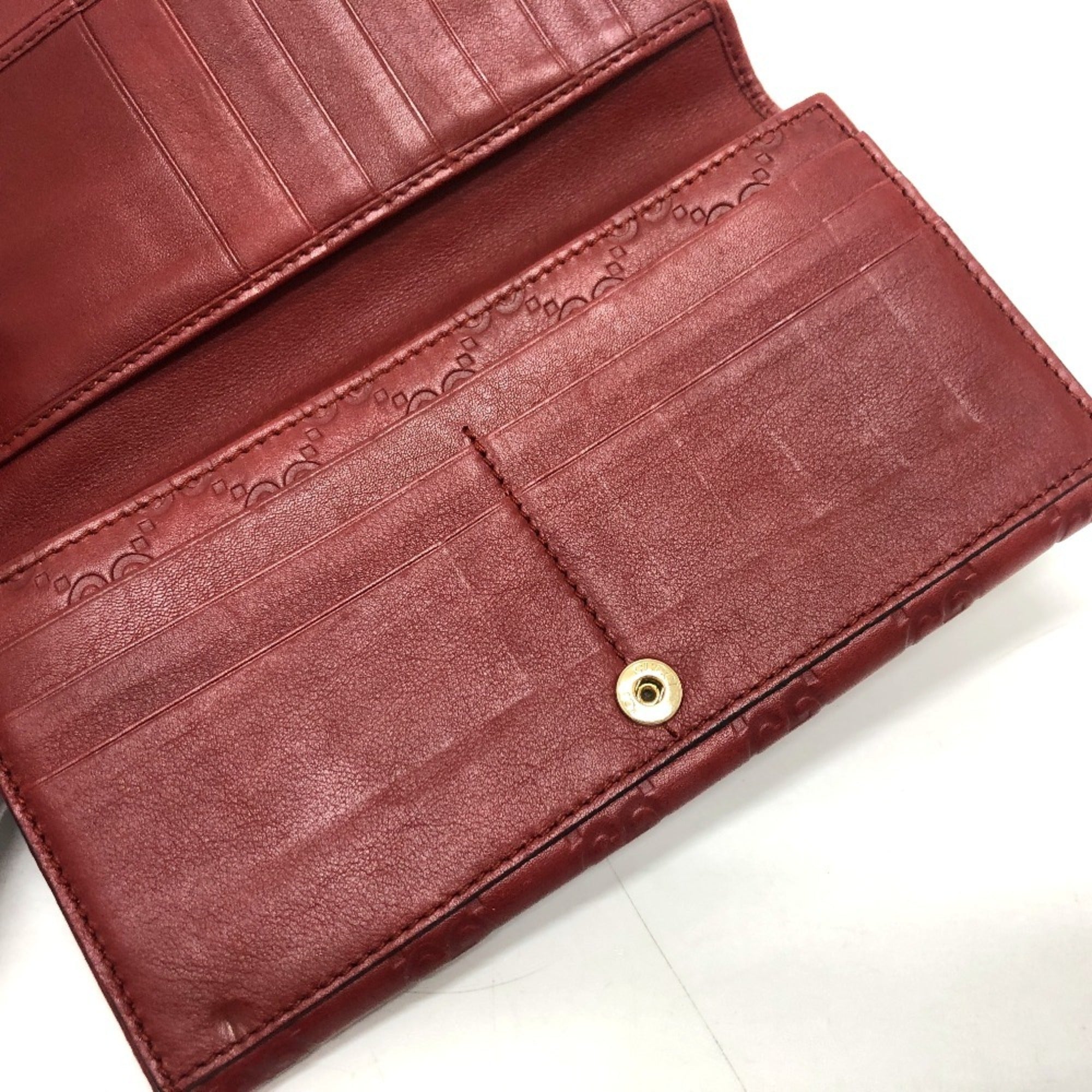 Gucci Red Color Gg Leather Long Wallet (Bi-Fold) (Pre-Owned)