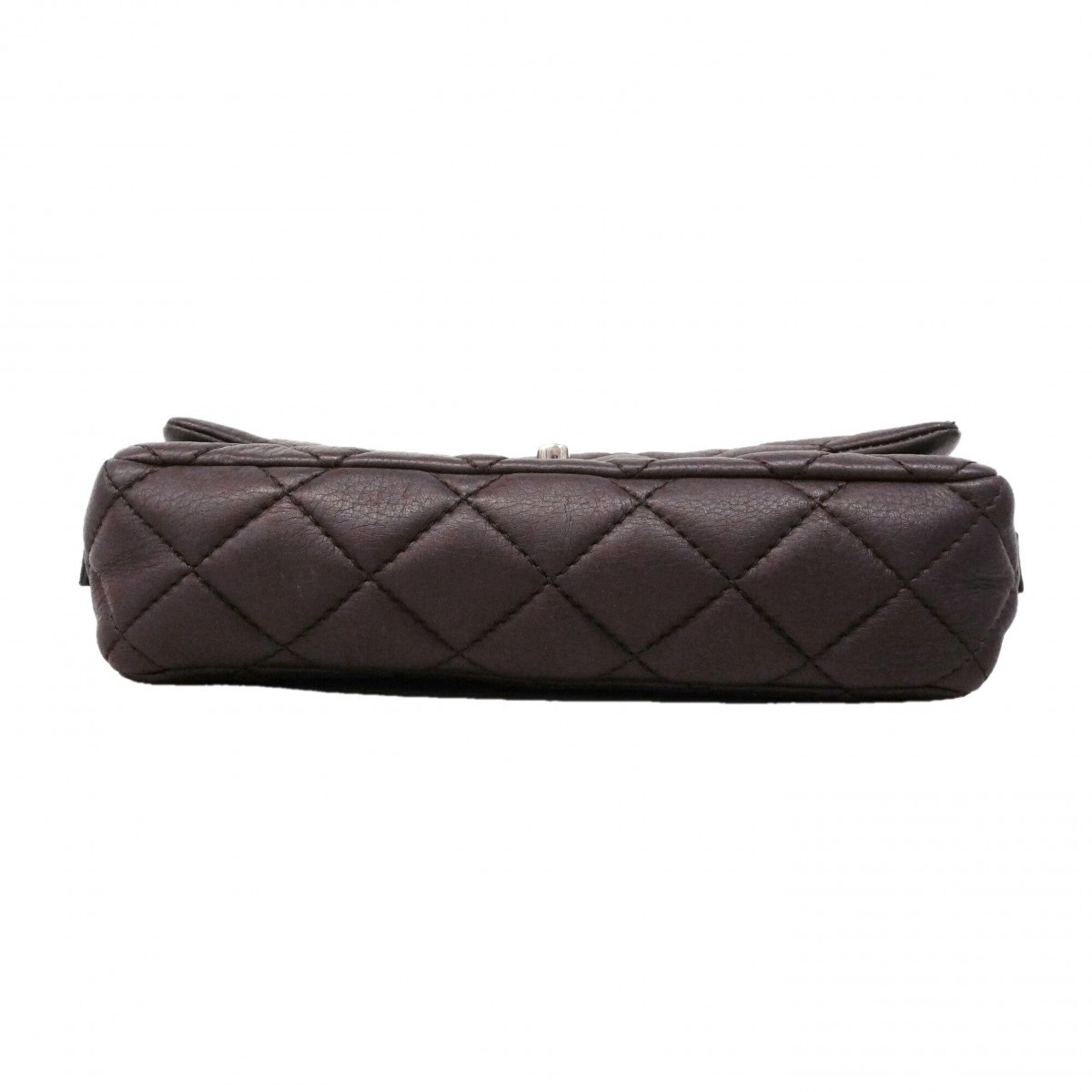 Chanel Brown Leather Shoulder Bag (Pre-Owned)