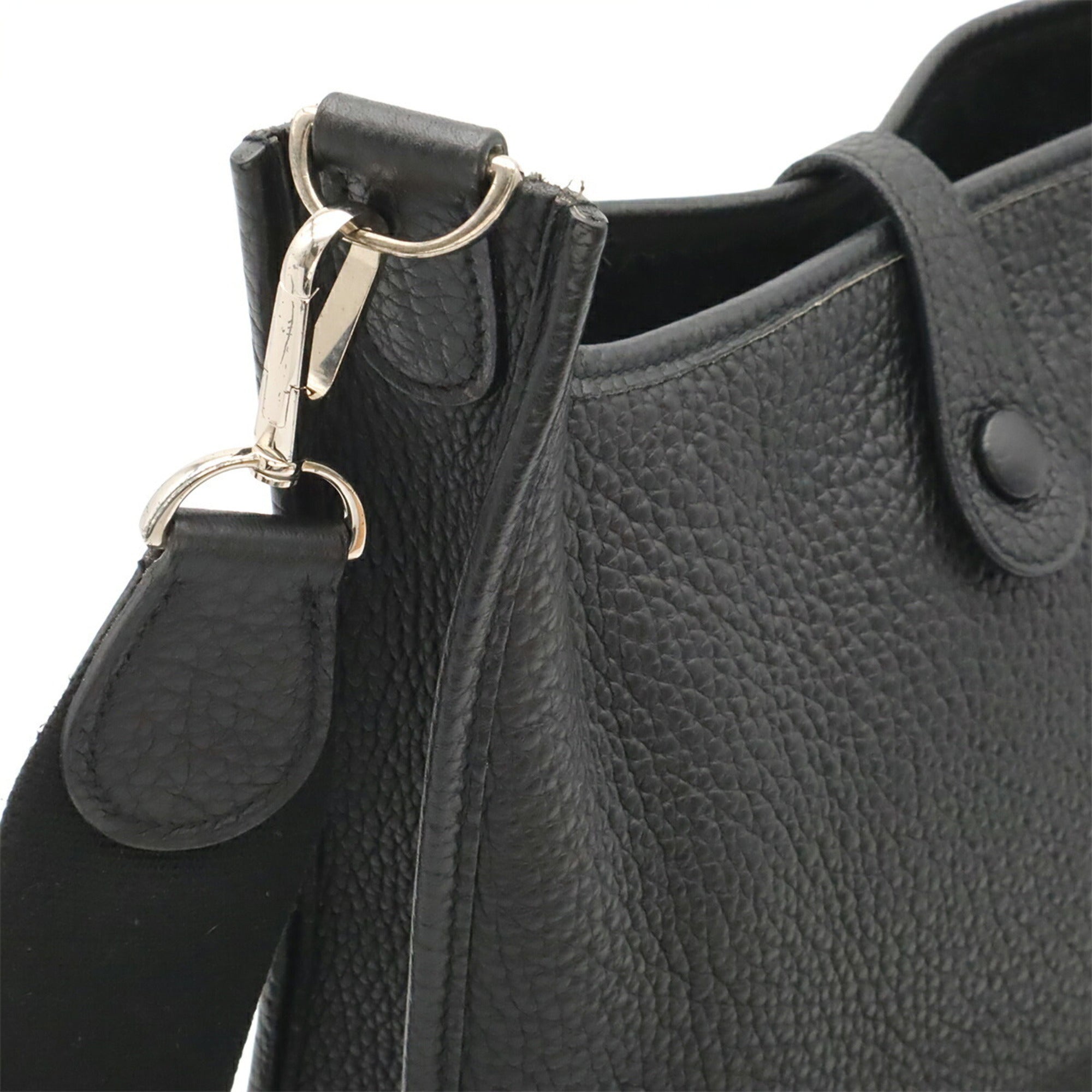 Hermes Black Leather Shoulder Bag (Pre-Owned)