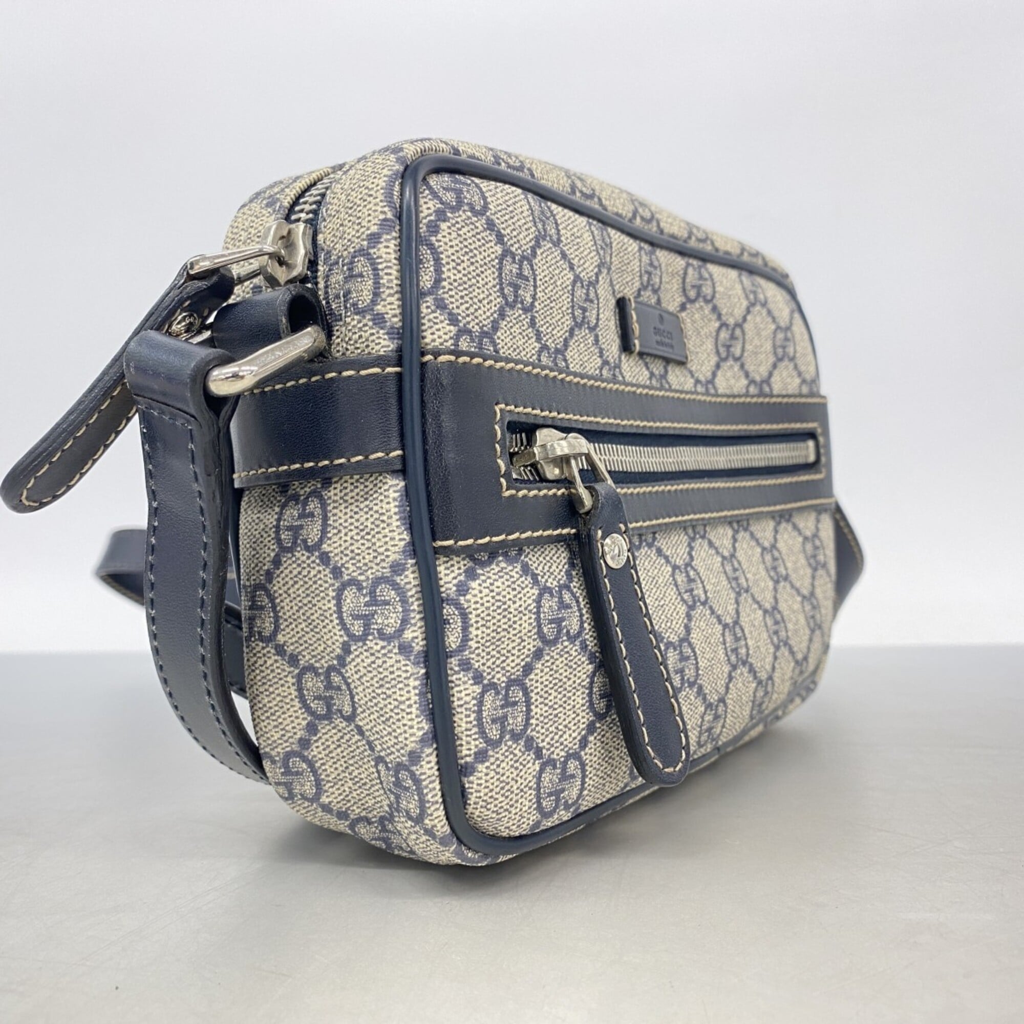 Gucci Navy Pvc Shoulder Bag (Pre-Owned)