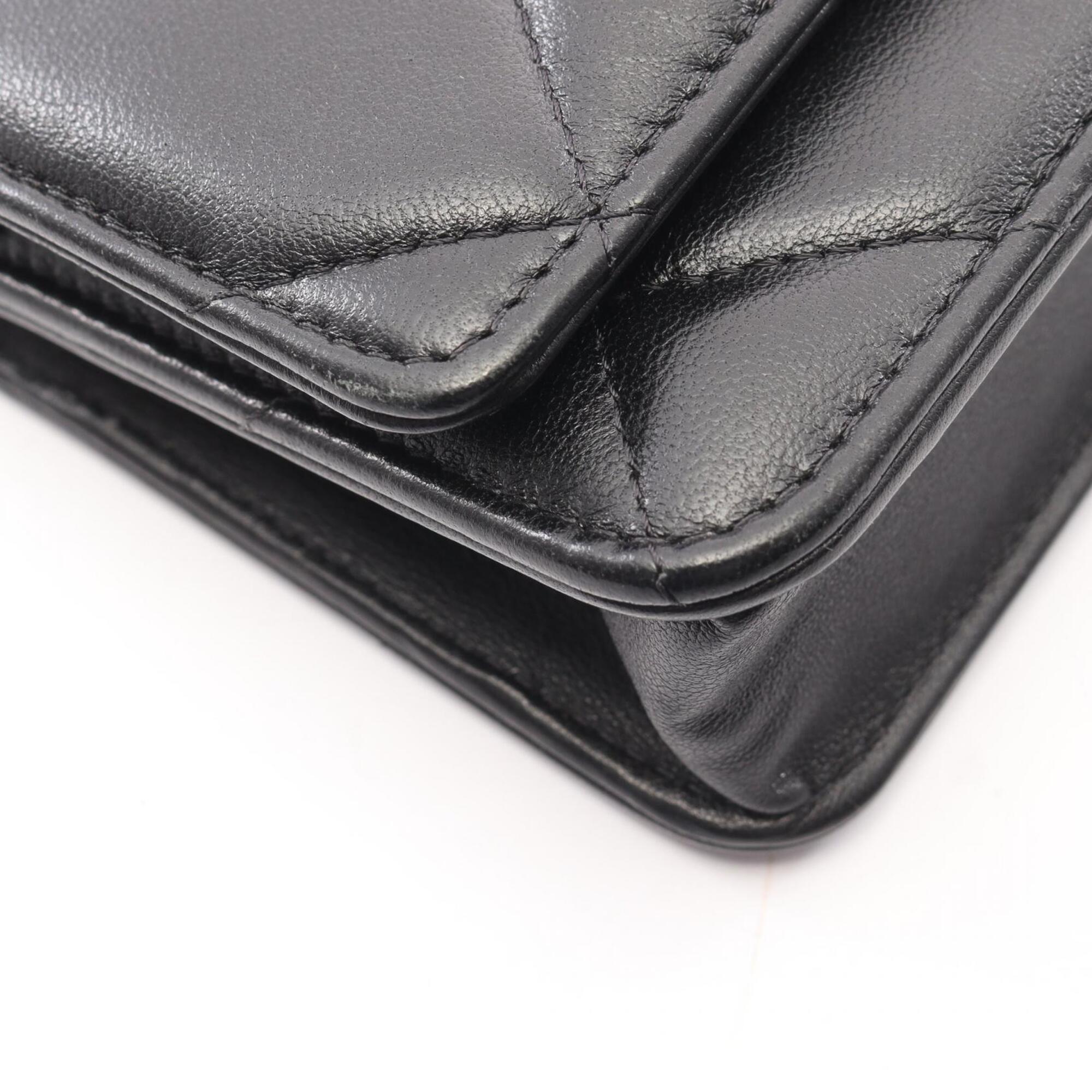Chanel Black Leather Handbag Shoulder Bag (Pre-Owned)