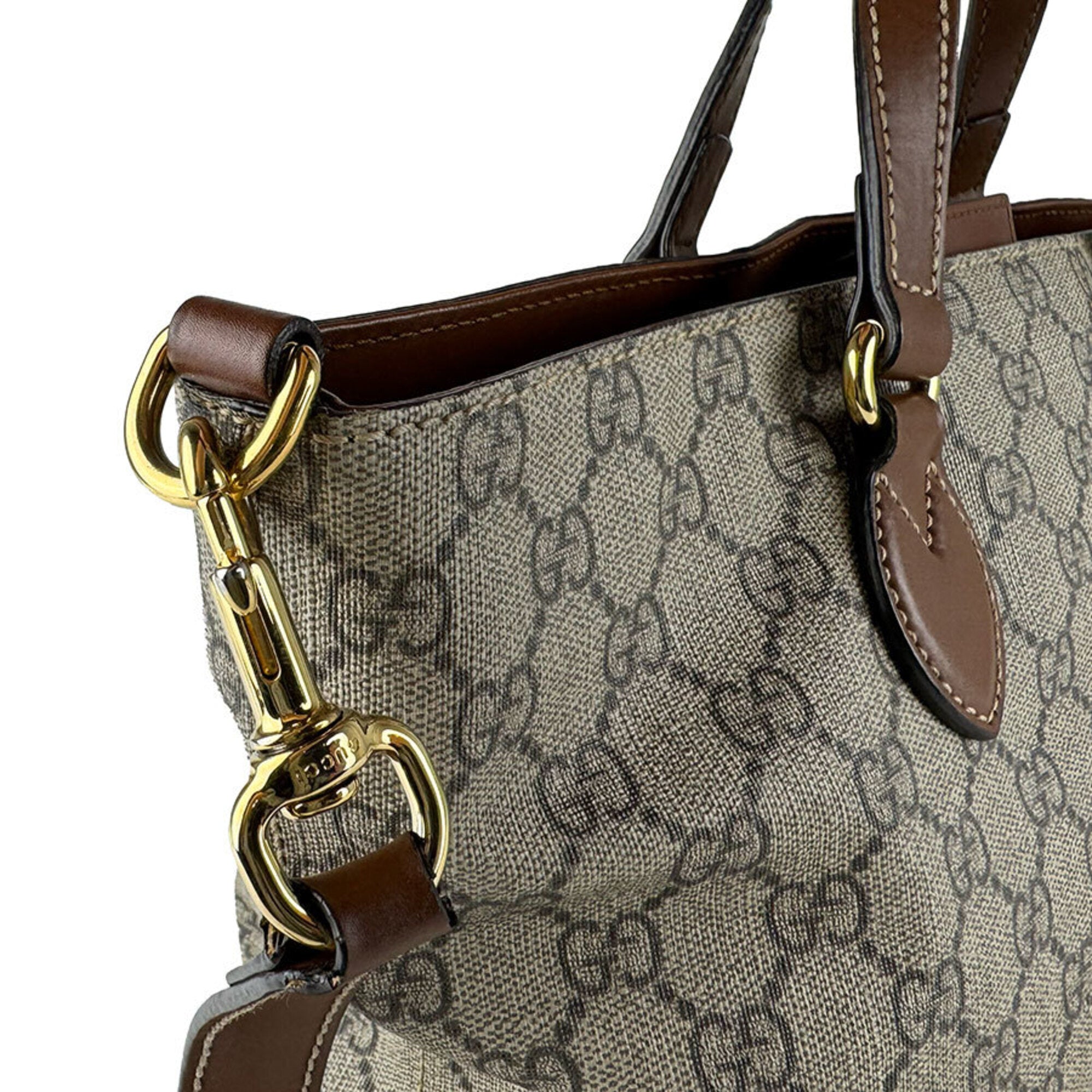 Gucci Brown Gg Supreme Handbag Shoulder Bag (Pre-Owned)