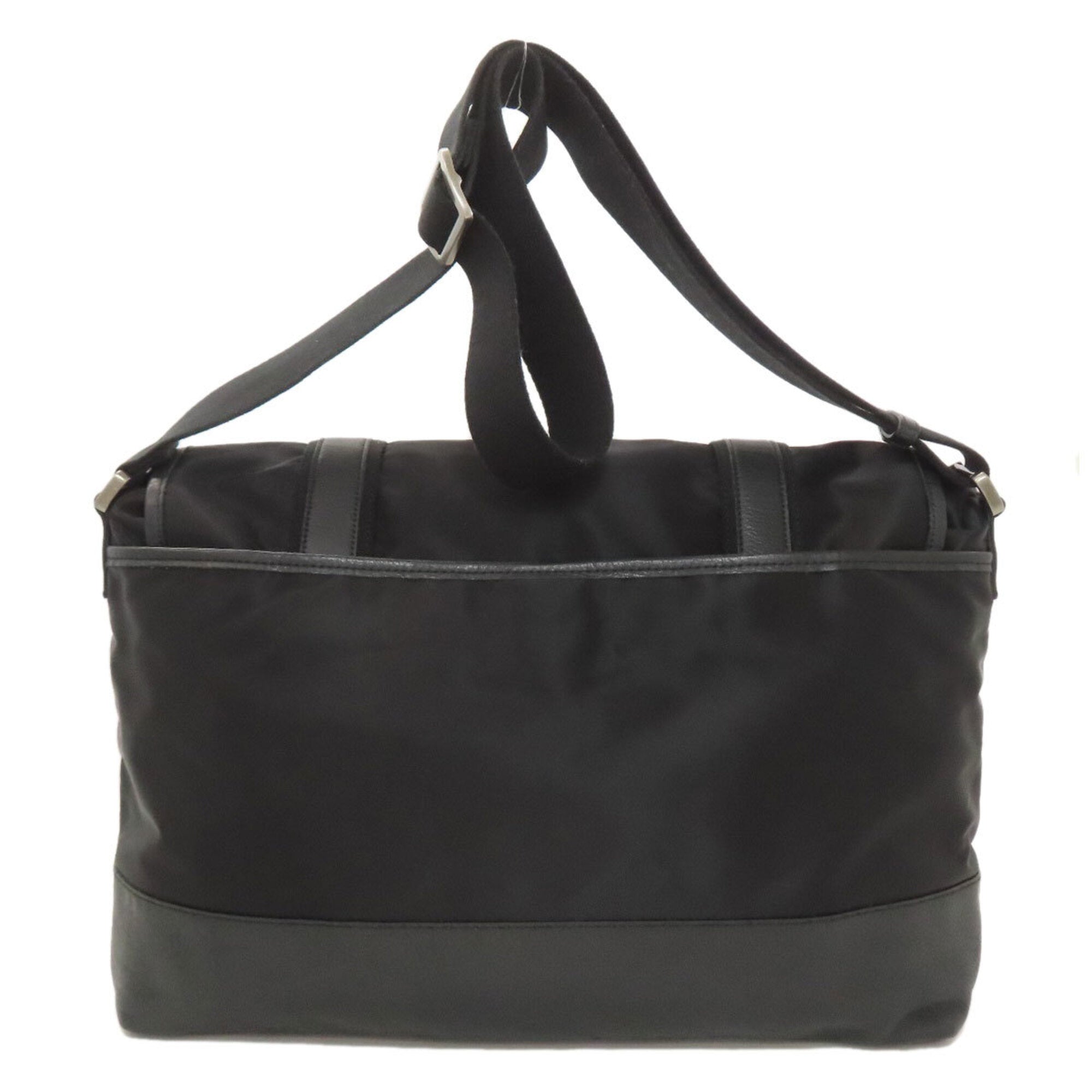 Burberry Black Nylon Shoulder Bag (Pre-Owned)