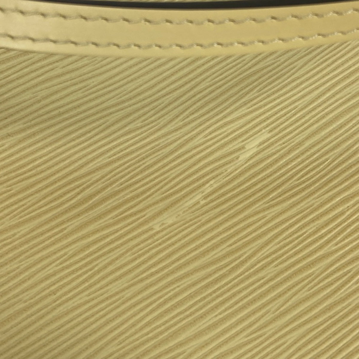 Louis Vuitton Yellow Leather Tote Bag (Pre-Owned)