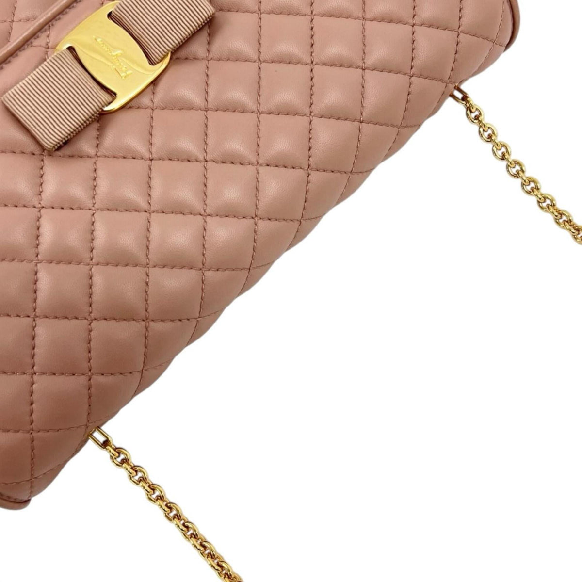 Salvatore Ferragamo Pink Leather Shoulder Bag (Pre-Owned)