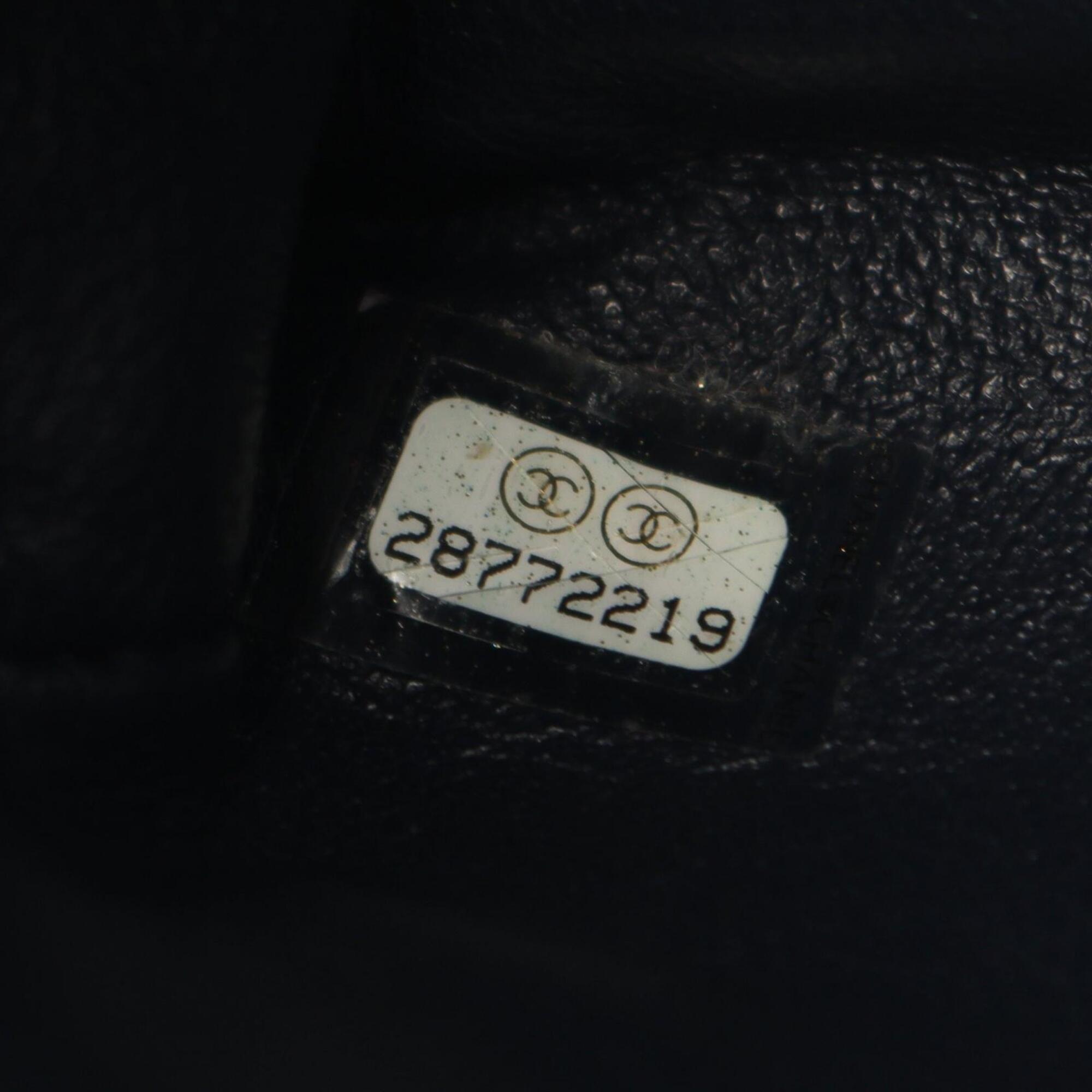 Chanel Navy Leather Handbag Shoulder Bag (Pre-Owned)