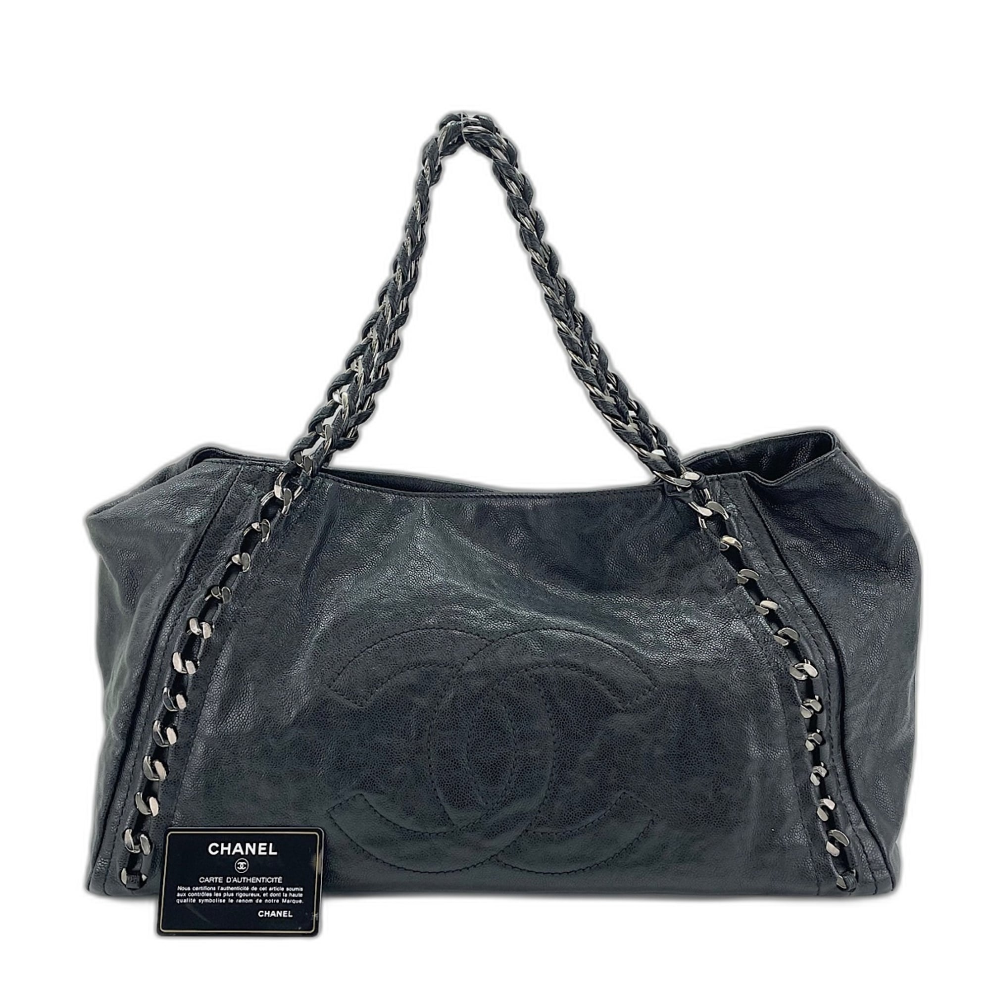 Chanel Black Shoulder Bag (Pre-Owned)