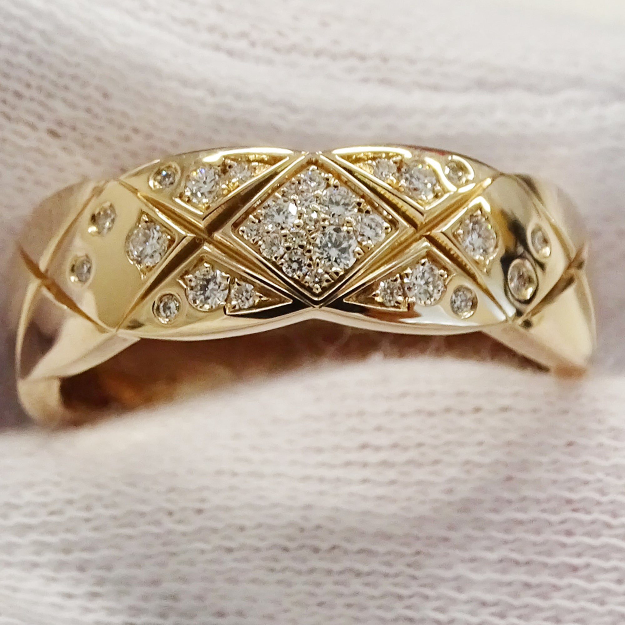Chanel Pink Gold Pink Gold (18K) Band Ring (Pre-Owned)
