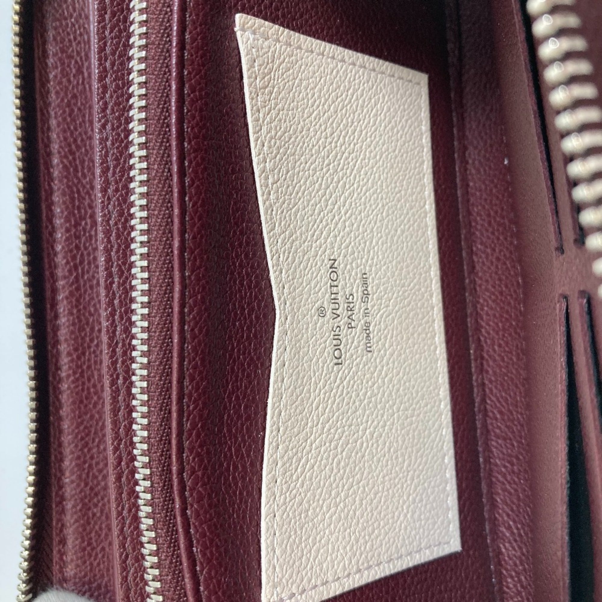 Louis Vuitton Beige Orange Leather Long Wallet (Bi-Fold) (Pre-Owned)