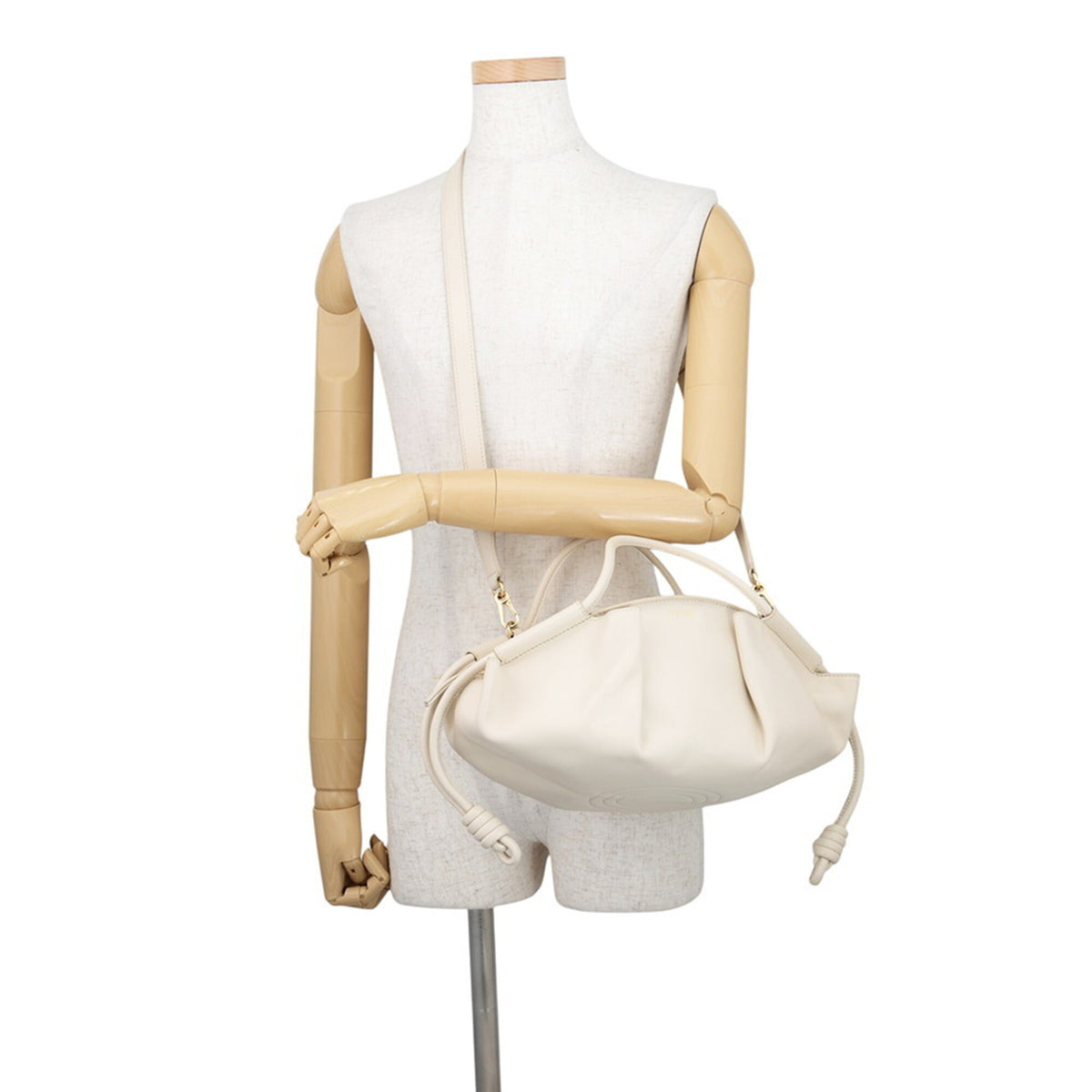Loewe Ivory Leather Handbag Shoulder Bag (Pre-Owned)