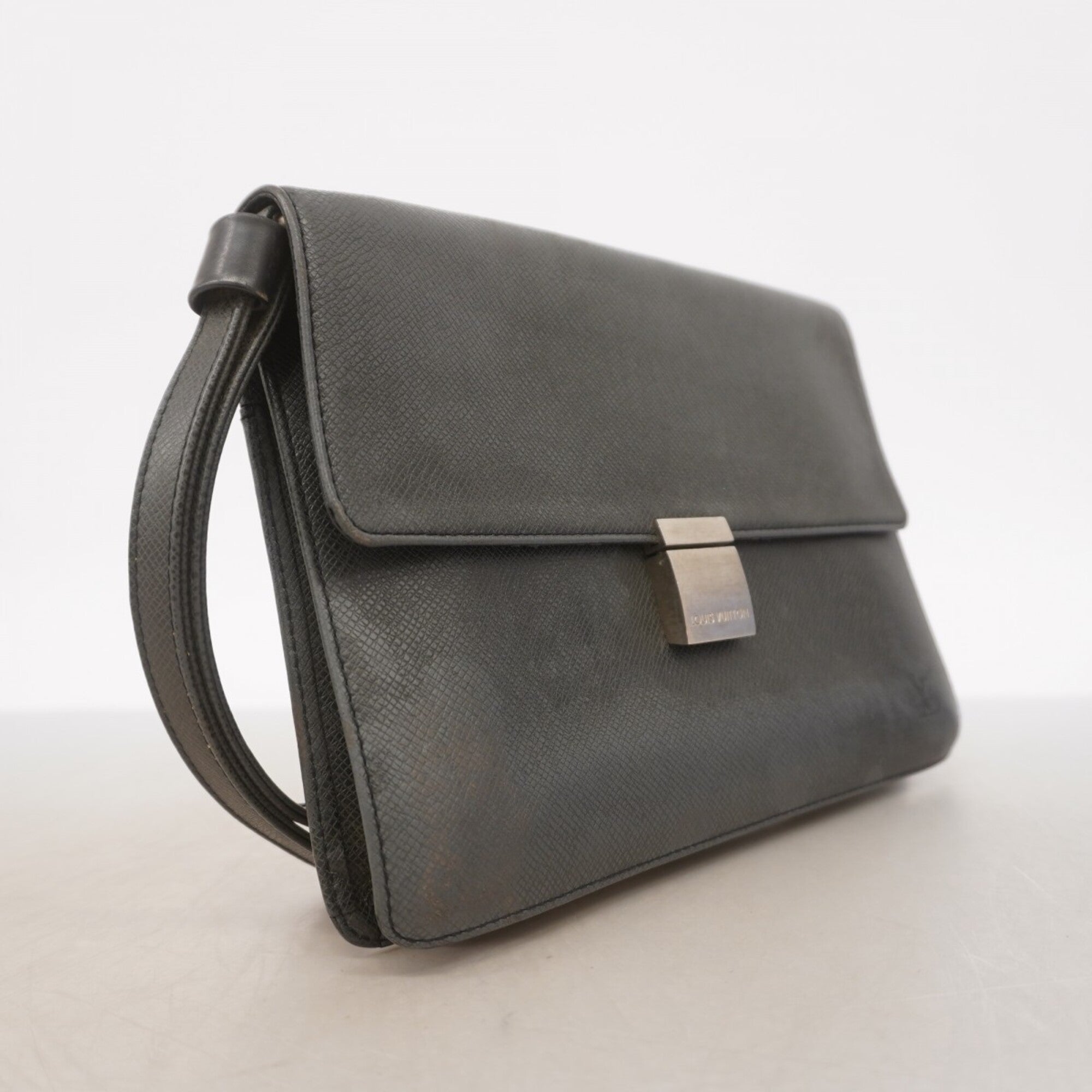 Louis Vuitton Ardoise Clutch Bag (Pre-Owned)