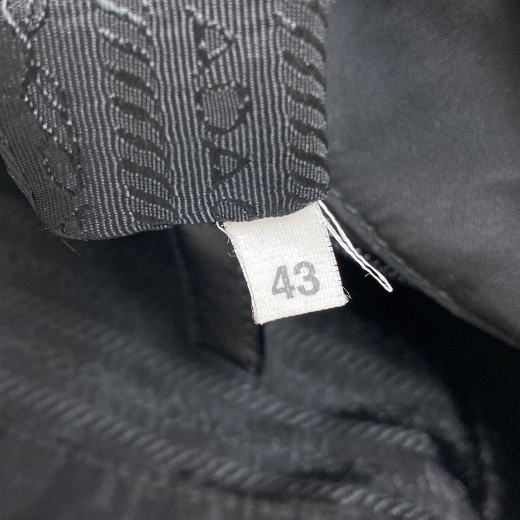 Prada Black Nylon Shoulder Bag (Pre-Owned)