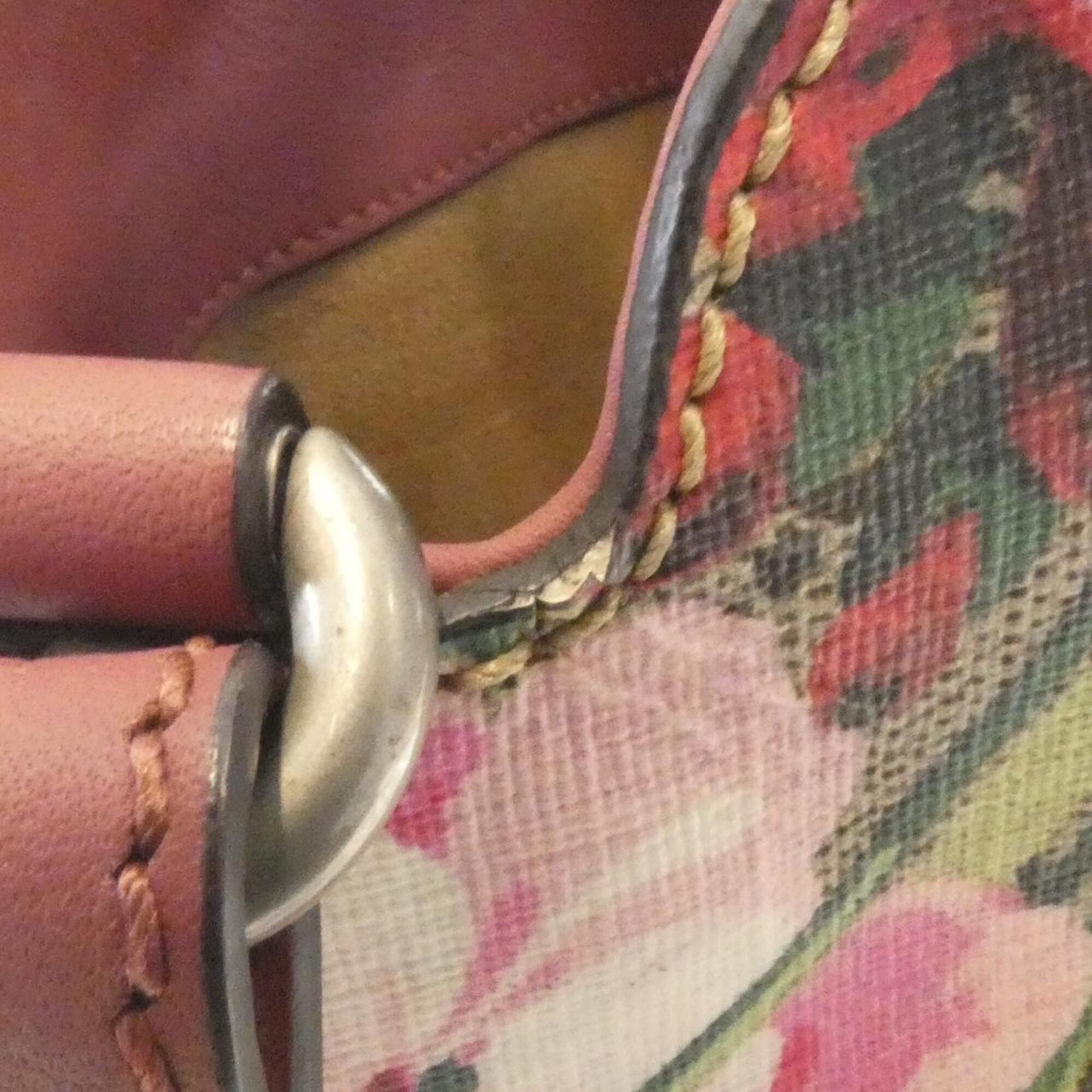Gucci Beige Gg Supreme Canvas Handbag (Pre-Owned)