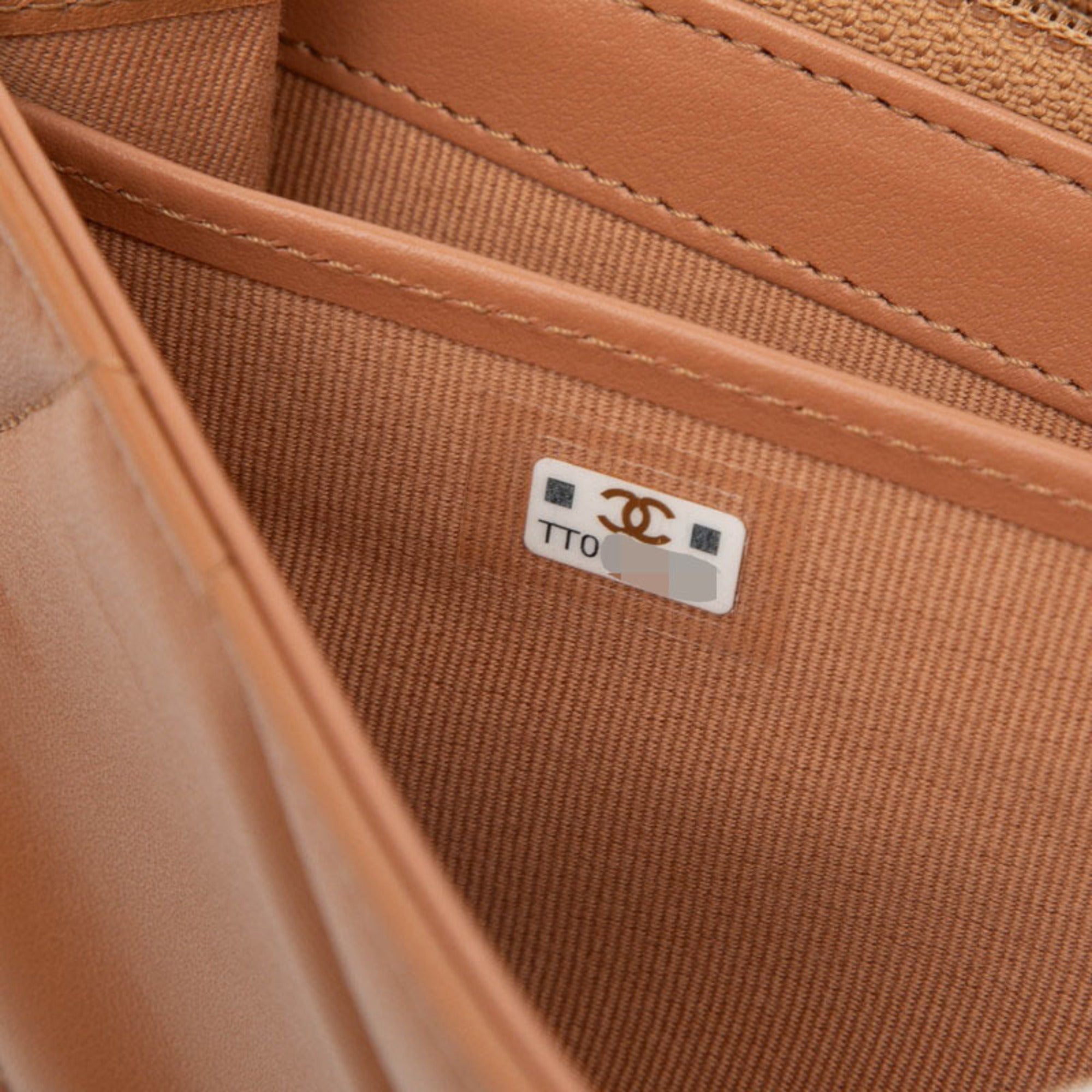Chanel Brown Leather Long Wallet (Bi-Fold) (Pre-Owned)