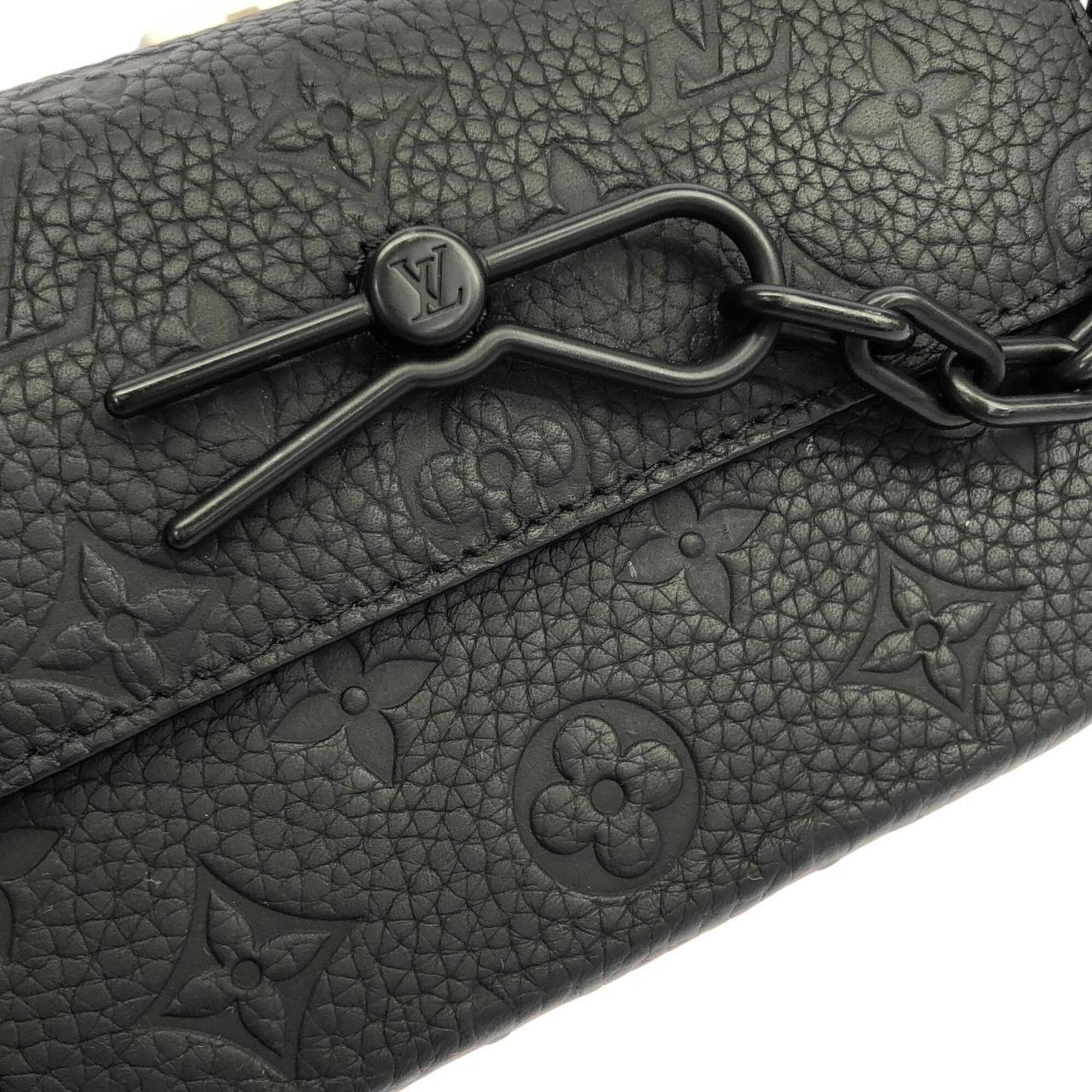 Louis Vuitton Black Leather Shoulder Bag (Pre-Owned)