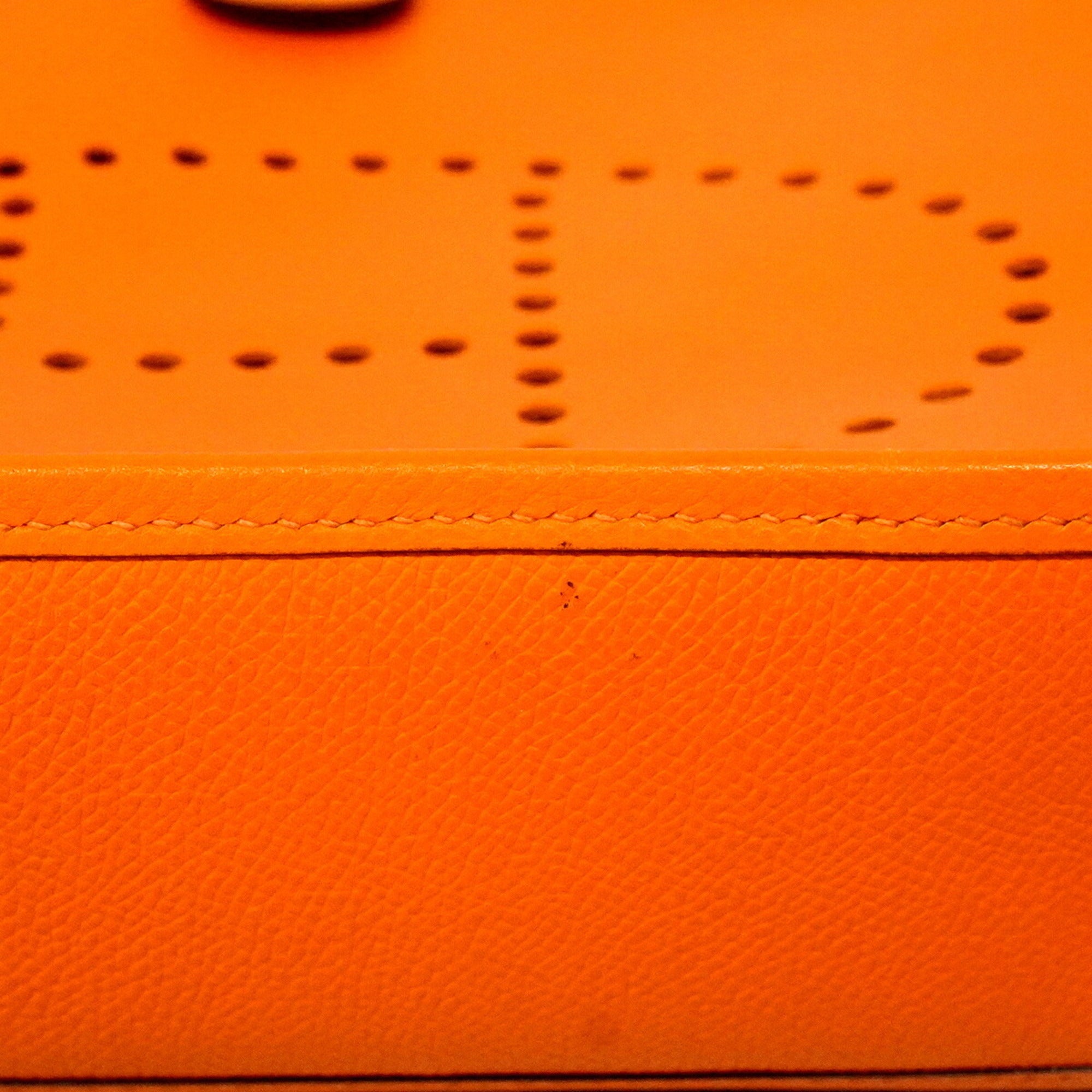 Hermes Orange Leather Shoulder Bag (Pre-Owned)