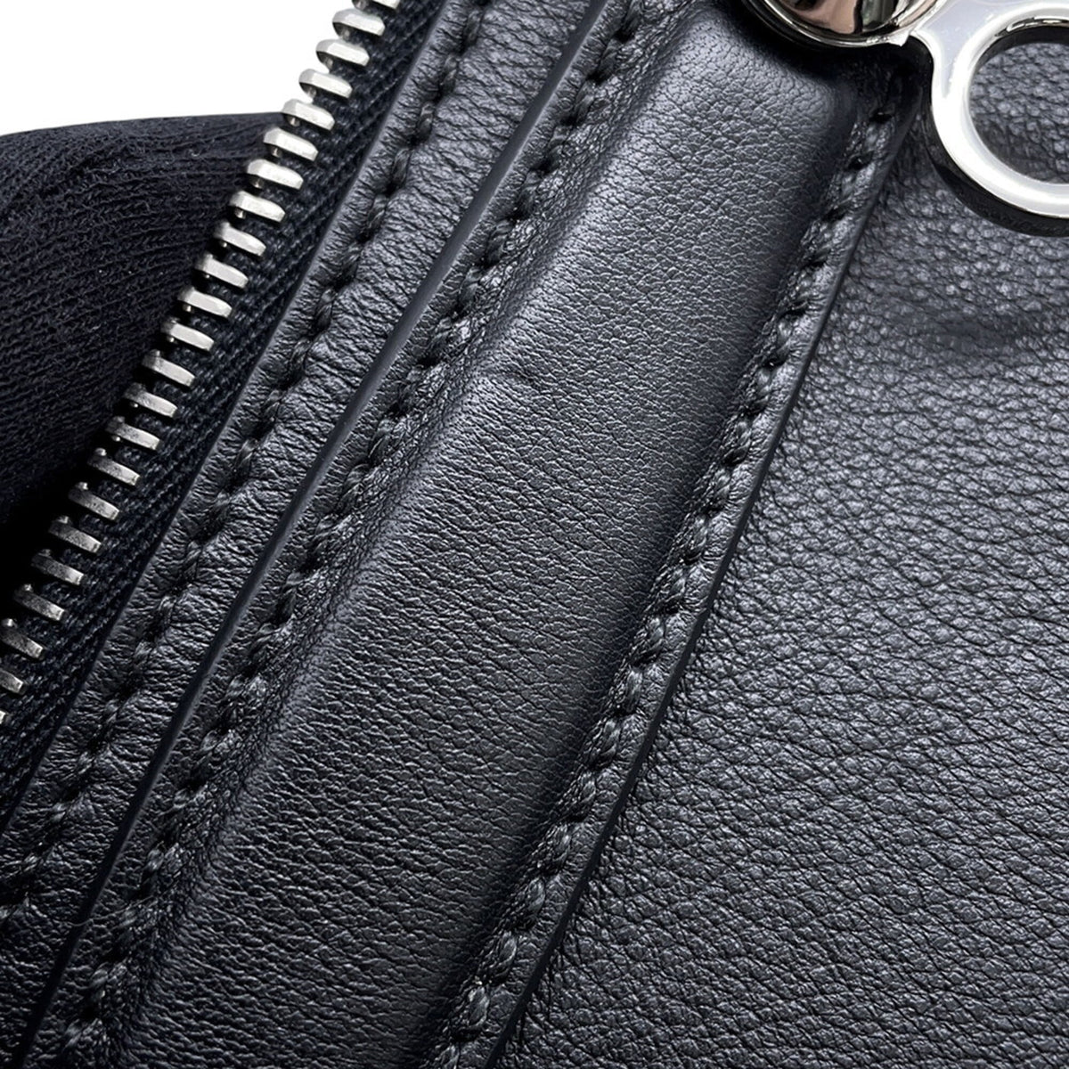 Fendi Black Rhinestone Leather Handbag Shoulder Bag (Pre-Owned)