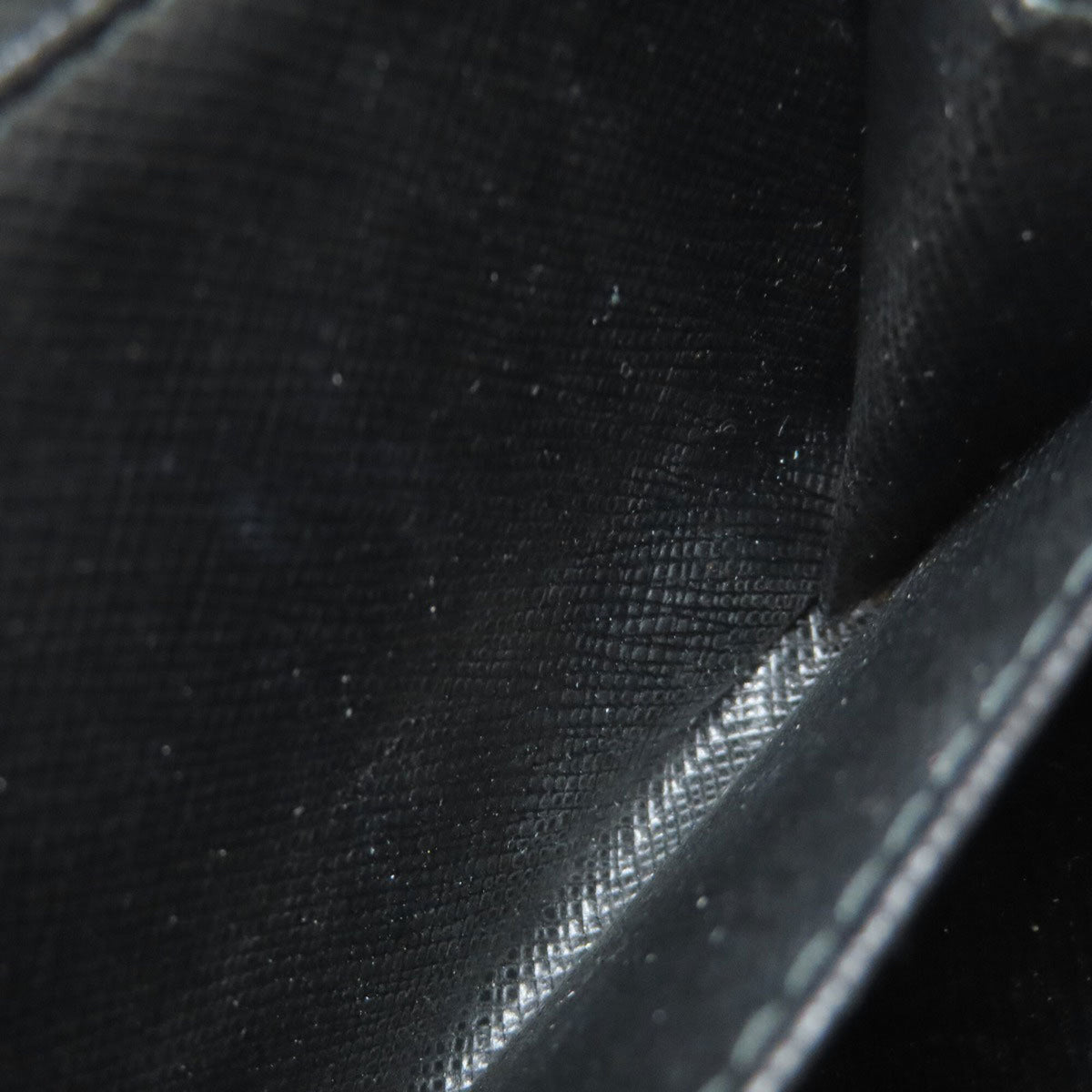 Prada Saffiano Black Leather Wallet (Bi-Fold) (Pre-Owned)