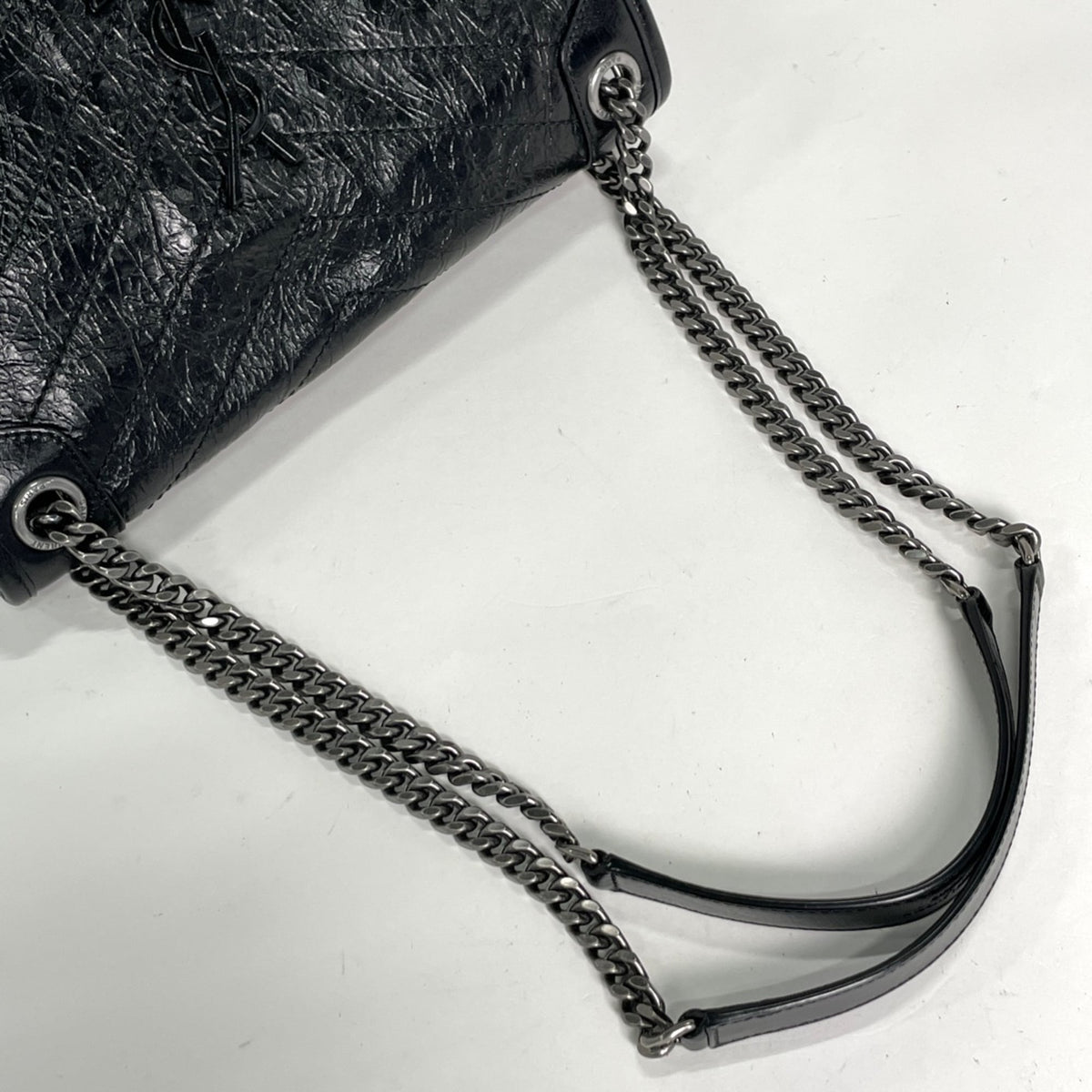 Saint Laurent Black Leather Shoulder Bag (Pre-Owned)
