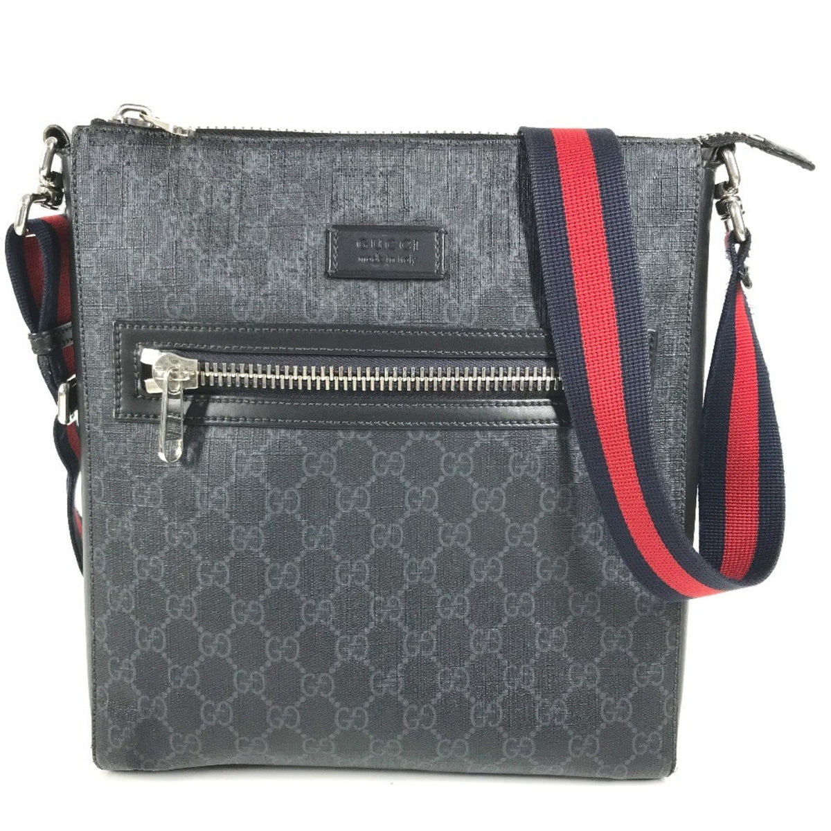 Gucci Black Gg Supreme Messenger Bag Shoulder Bag (Pre-Owned)